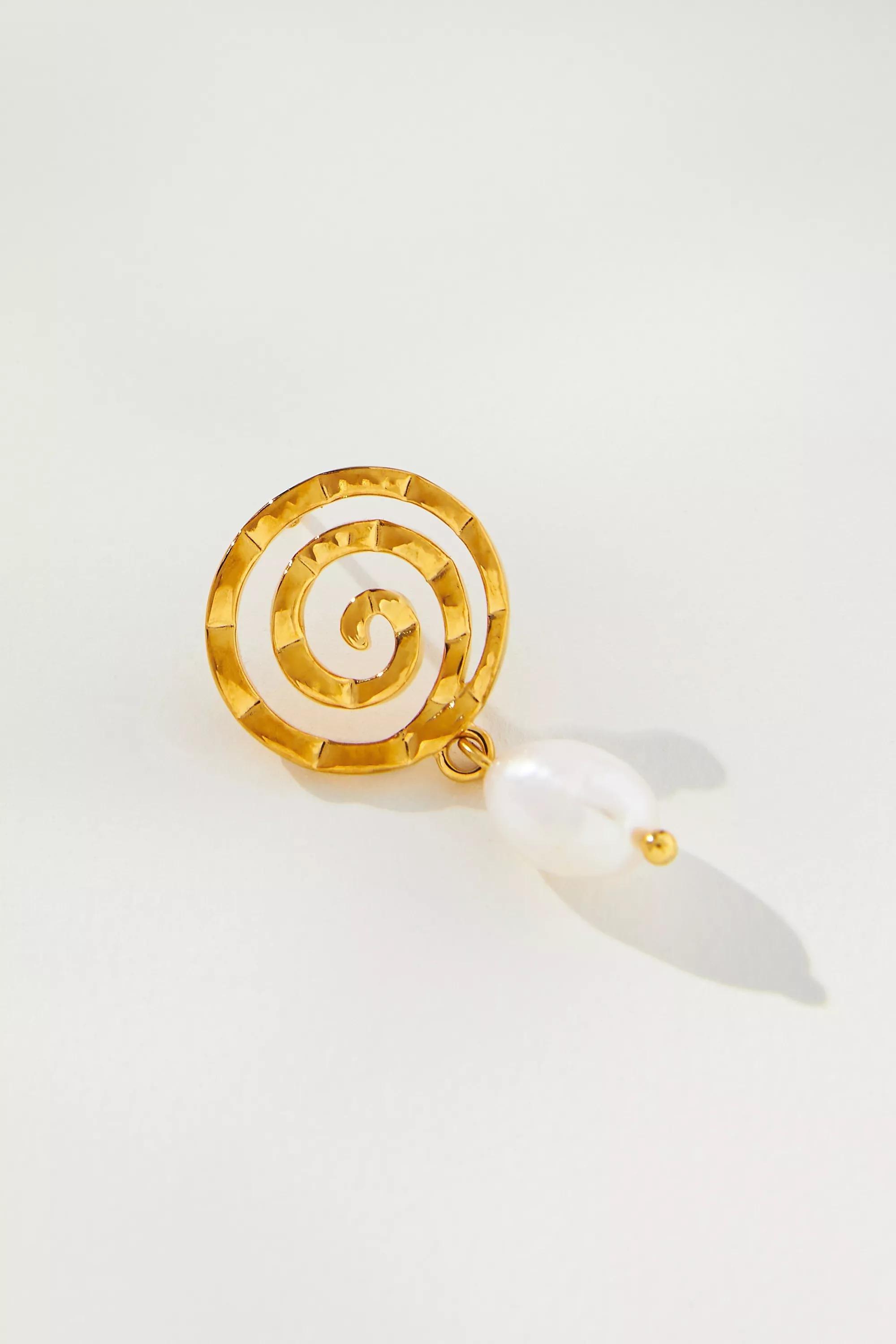 Casa Clara Infinity Swirl Pearl Earrings, Gold, A501_0070, large image number 1