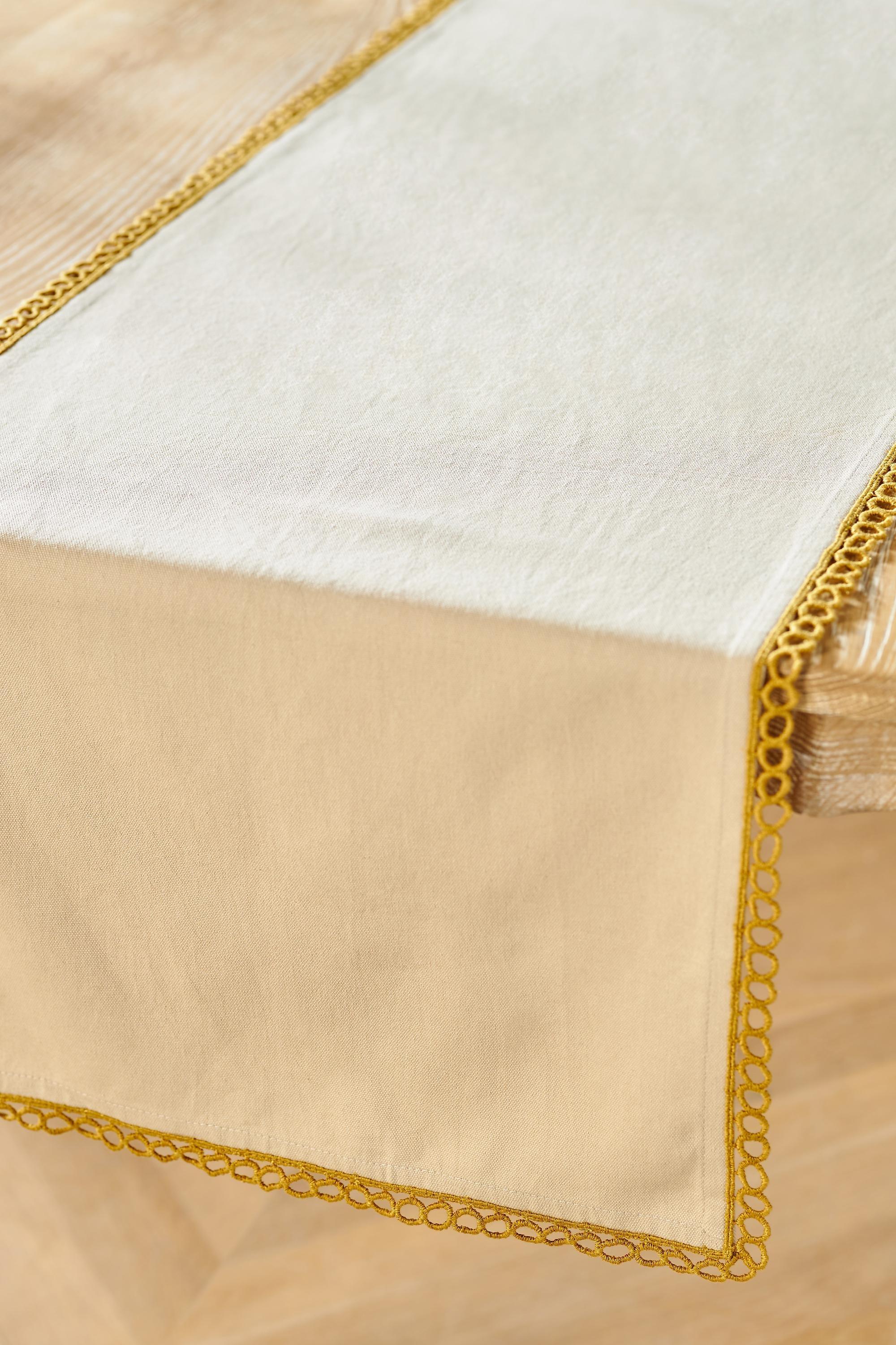 Janna Table Runner,Beige, A501_0014, large image number 3