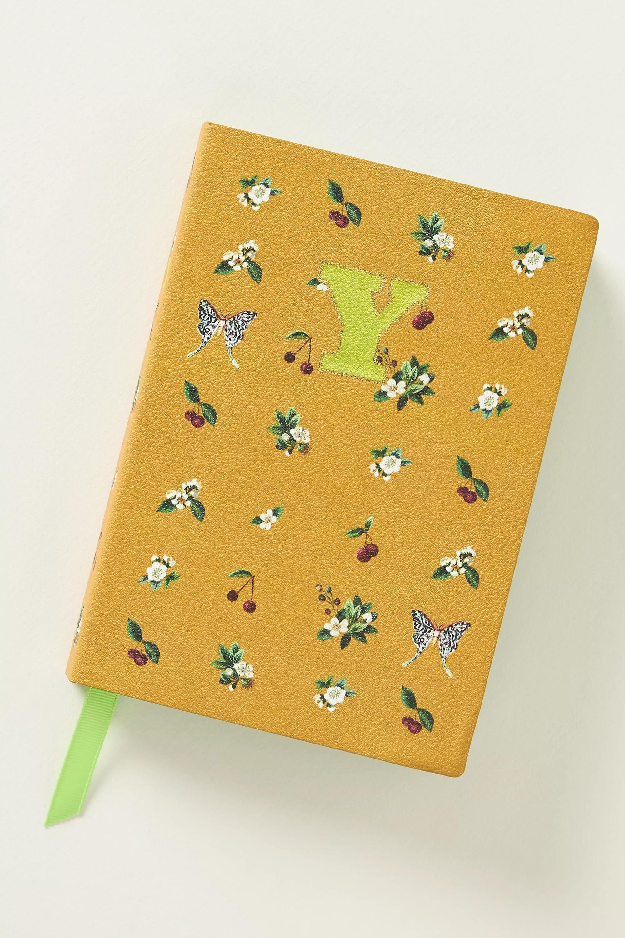 Maeve Monogram Journal, Y, A501_0925, medium