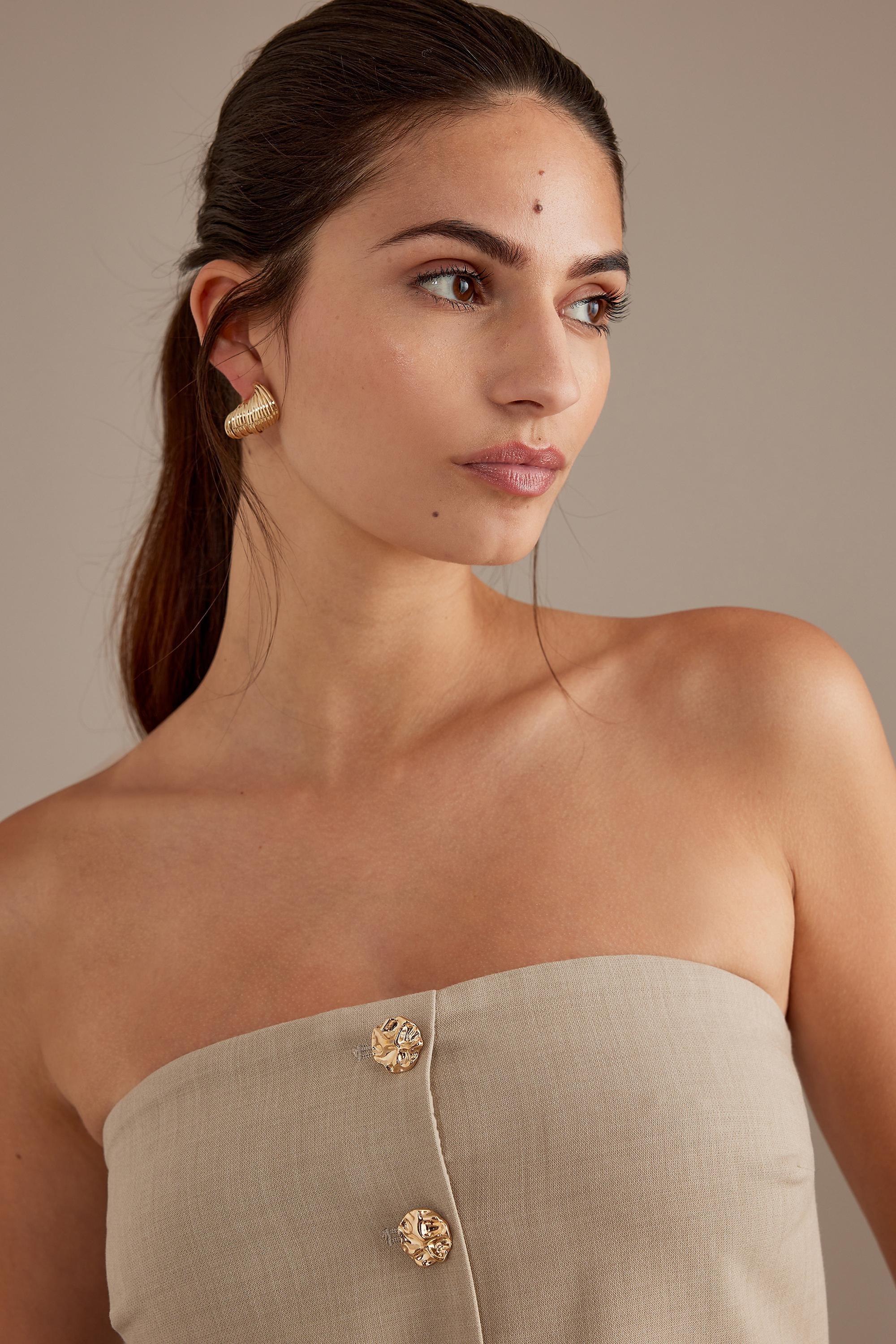 Ribbed Shell Stud Earrings, Gold, A501_0070, large image number 1