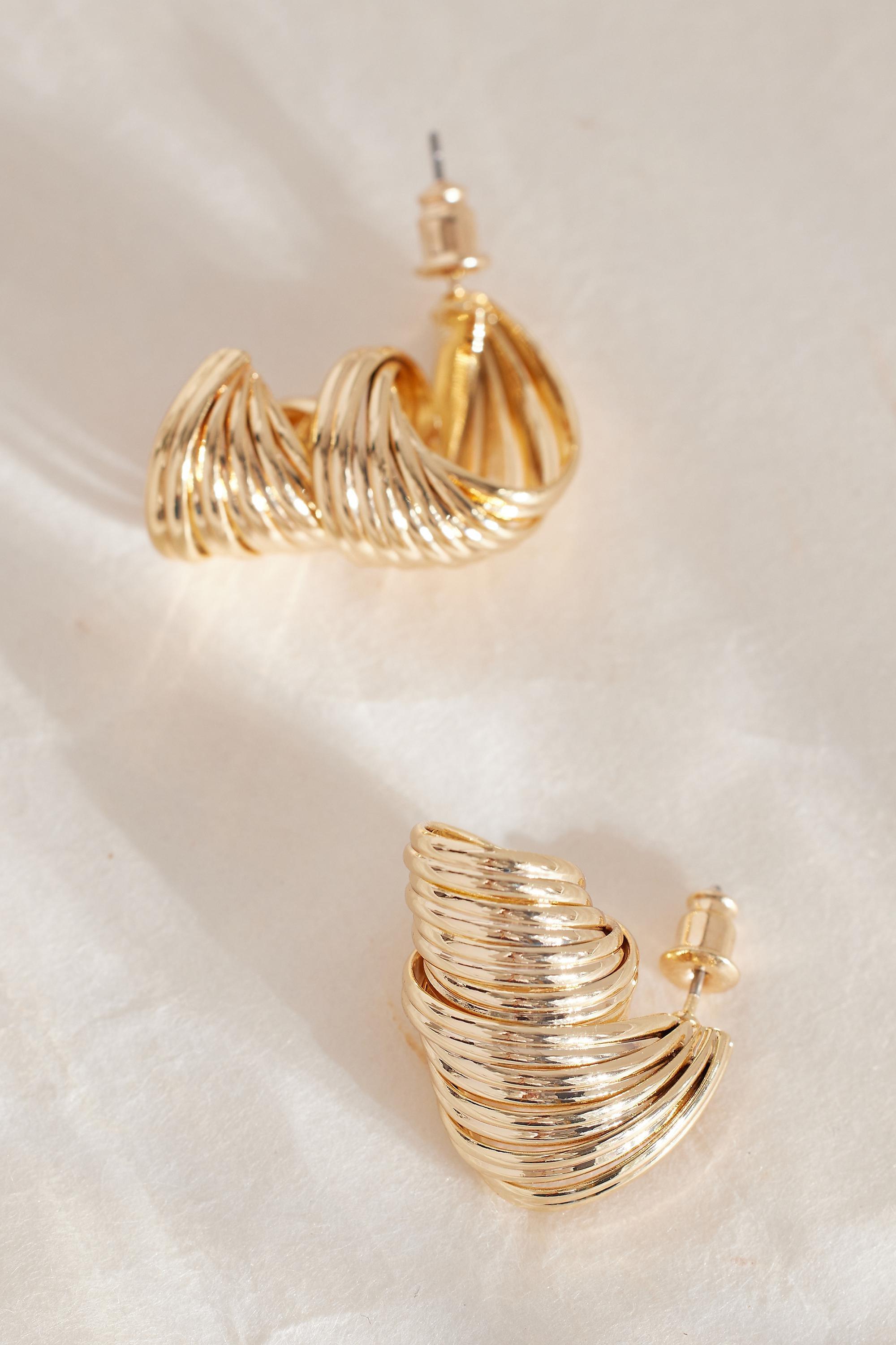 Ribbed Shell Stud Earrings, Gold, A501_0070, large image number 2