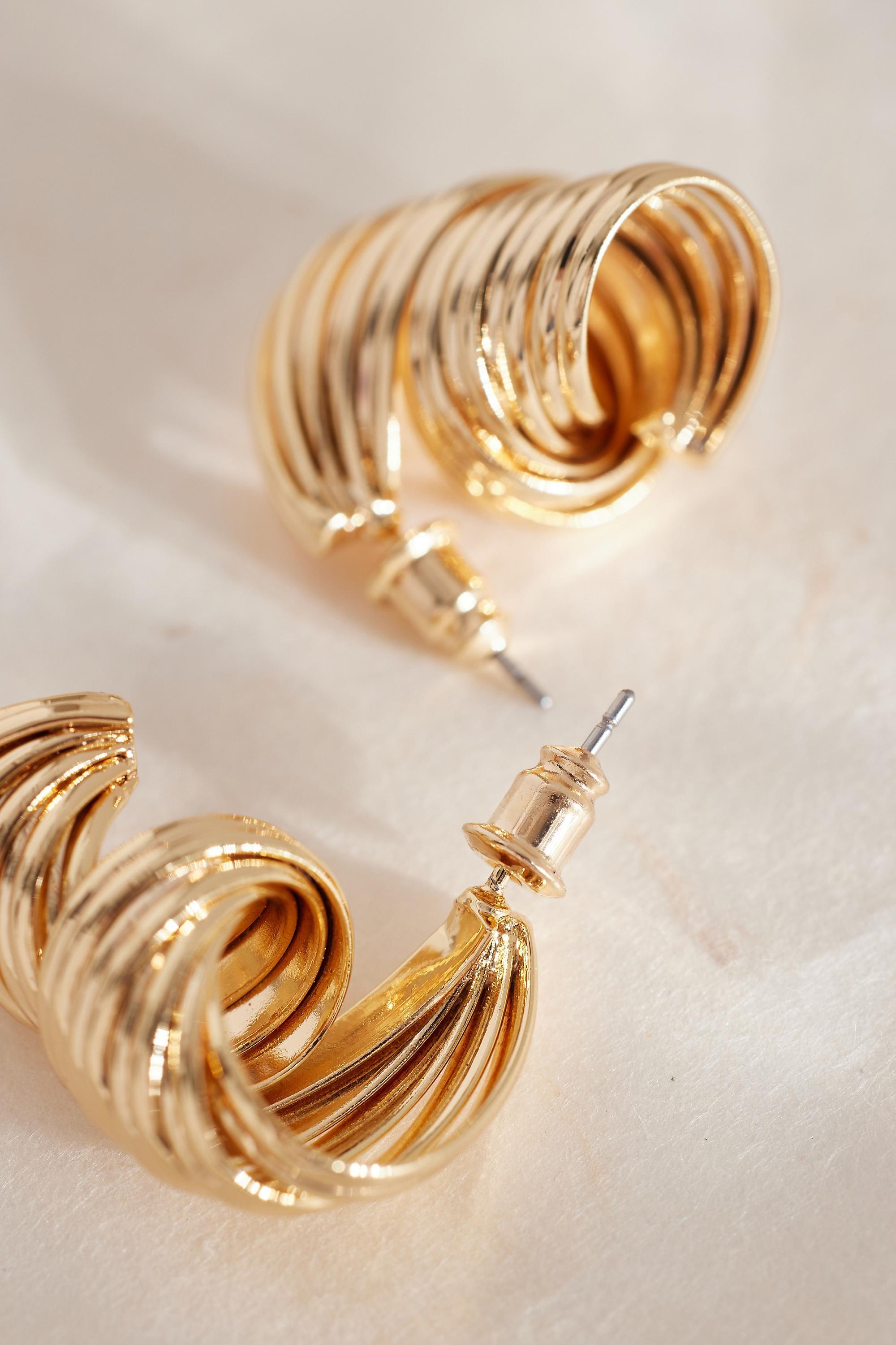 Ribbed Shell Stud Earrings, Gold, A501_0070, large image number 3