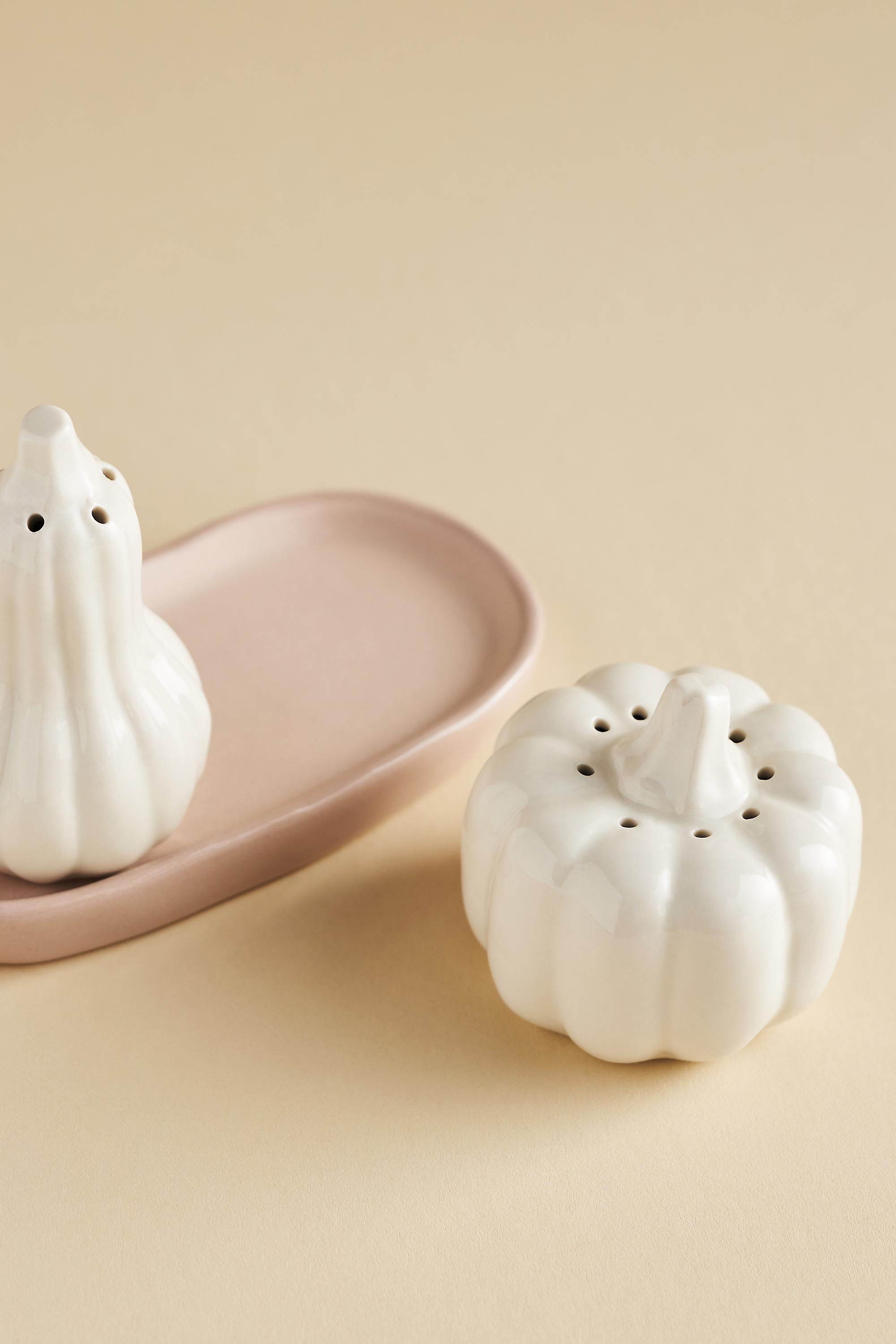 NEUTR Cindy Pumpkin Salt & Pepper Shakers, A501_0014, large image number 3