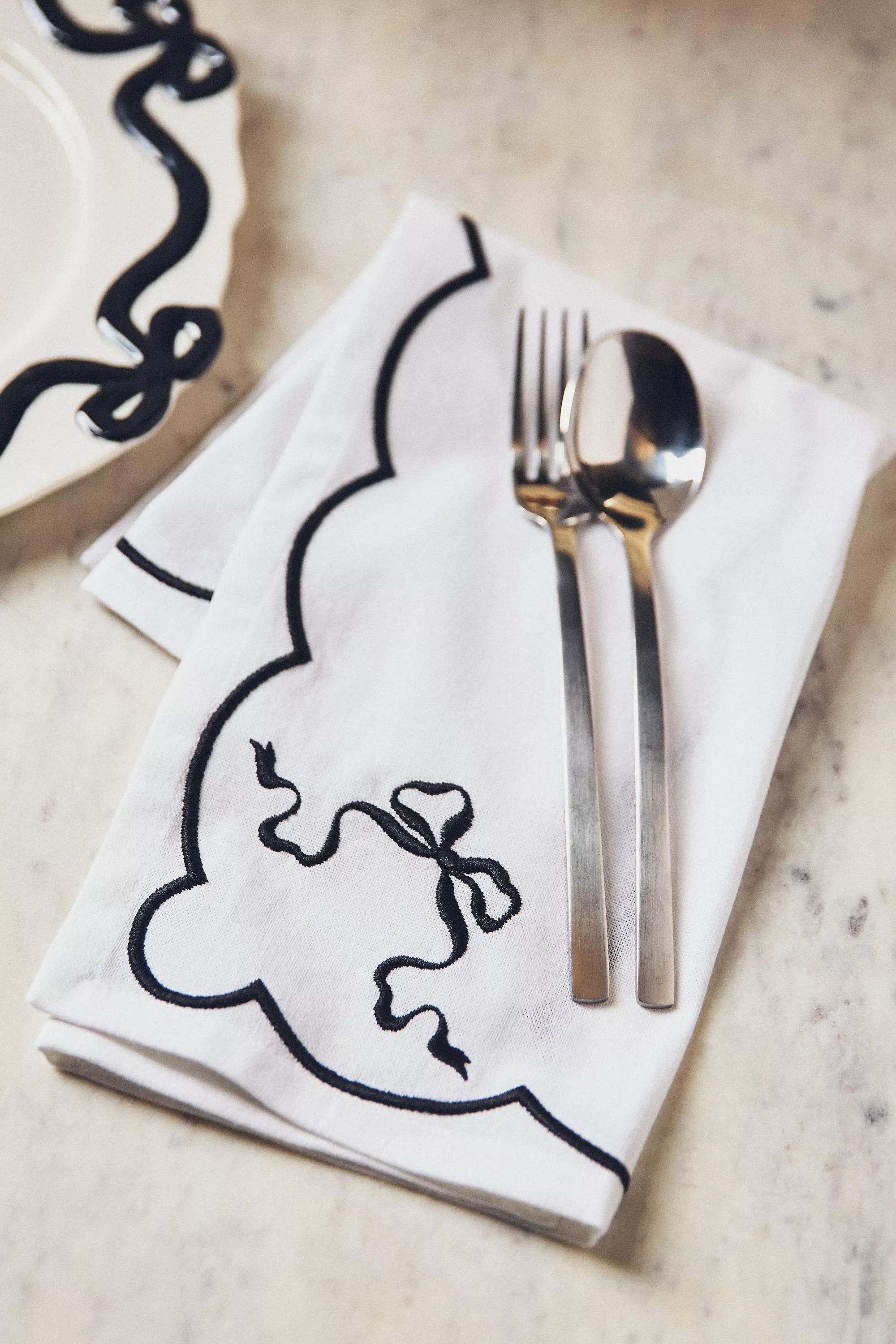 Bow Cotton Embroidered Napkins, Set Of 4, White, A501_0018, large image number 0