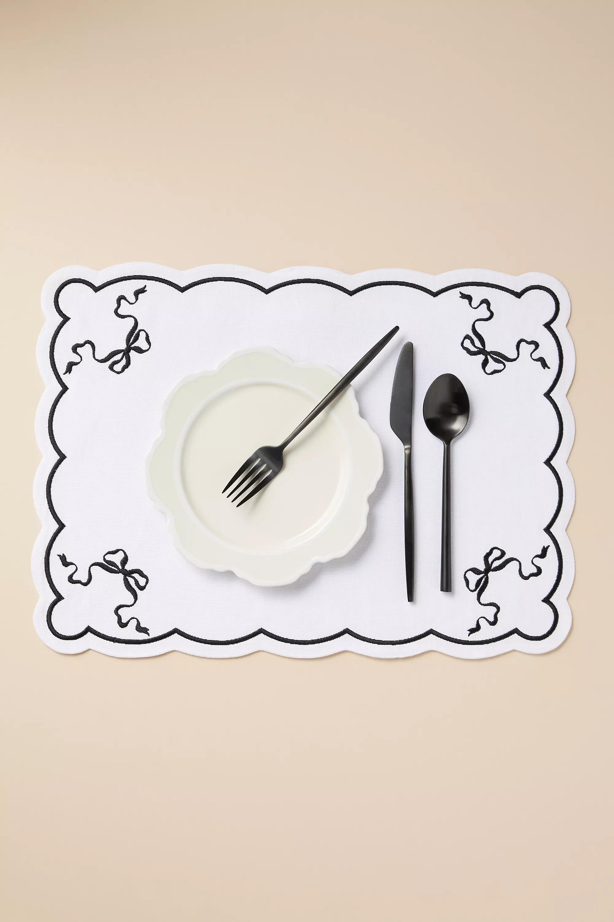 Bow Cotton Embroidered Placemat, White, , medium