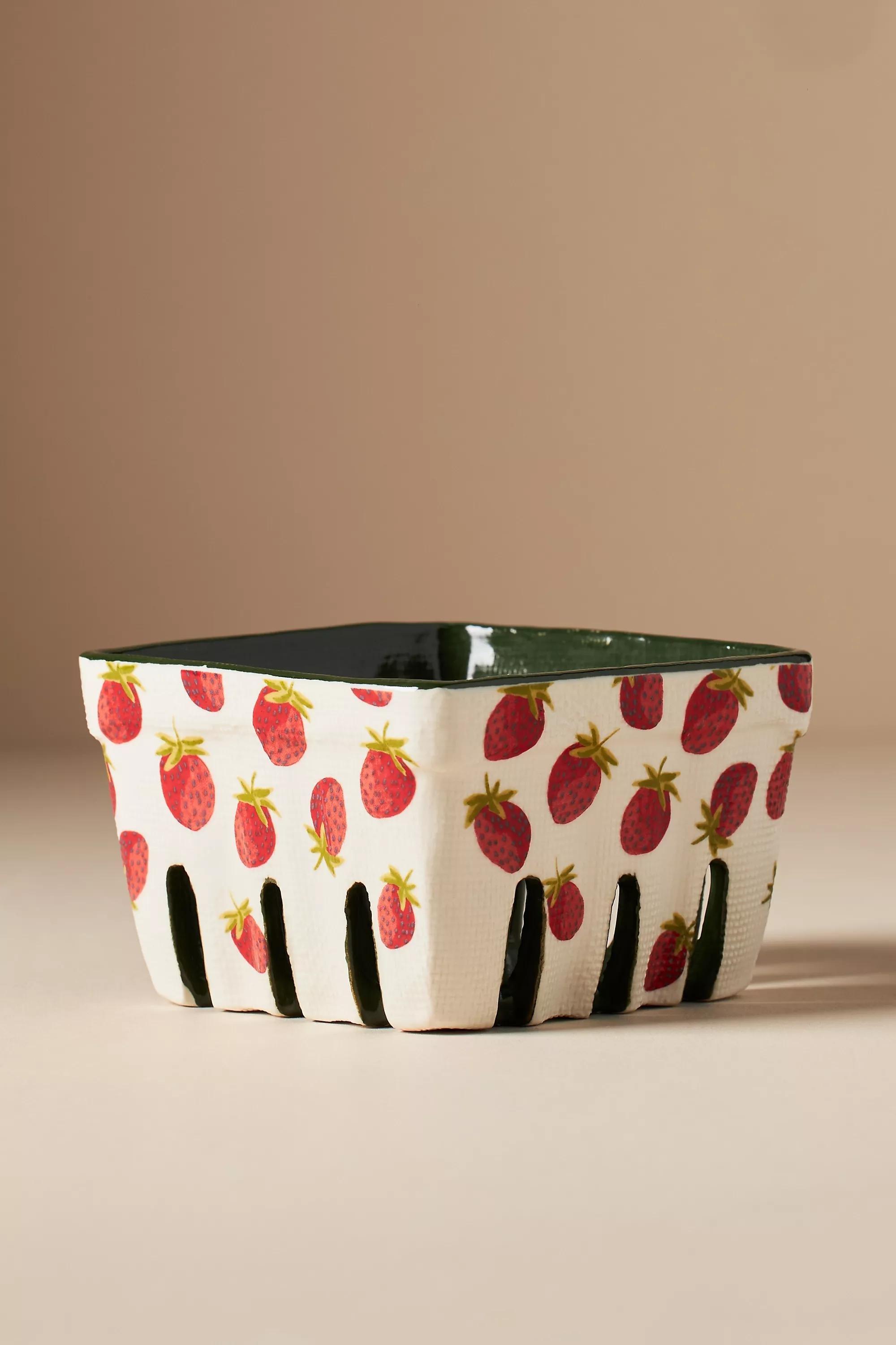 Fruta Stoneware Berry Basket, White, A501_0060, large image number 0