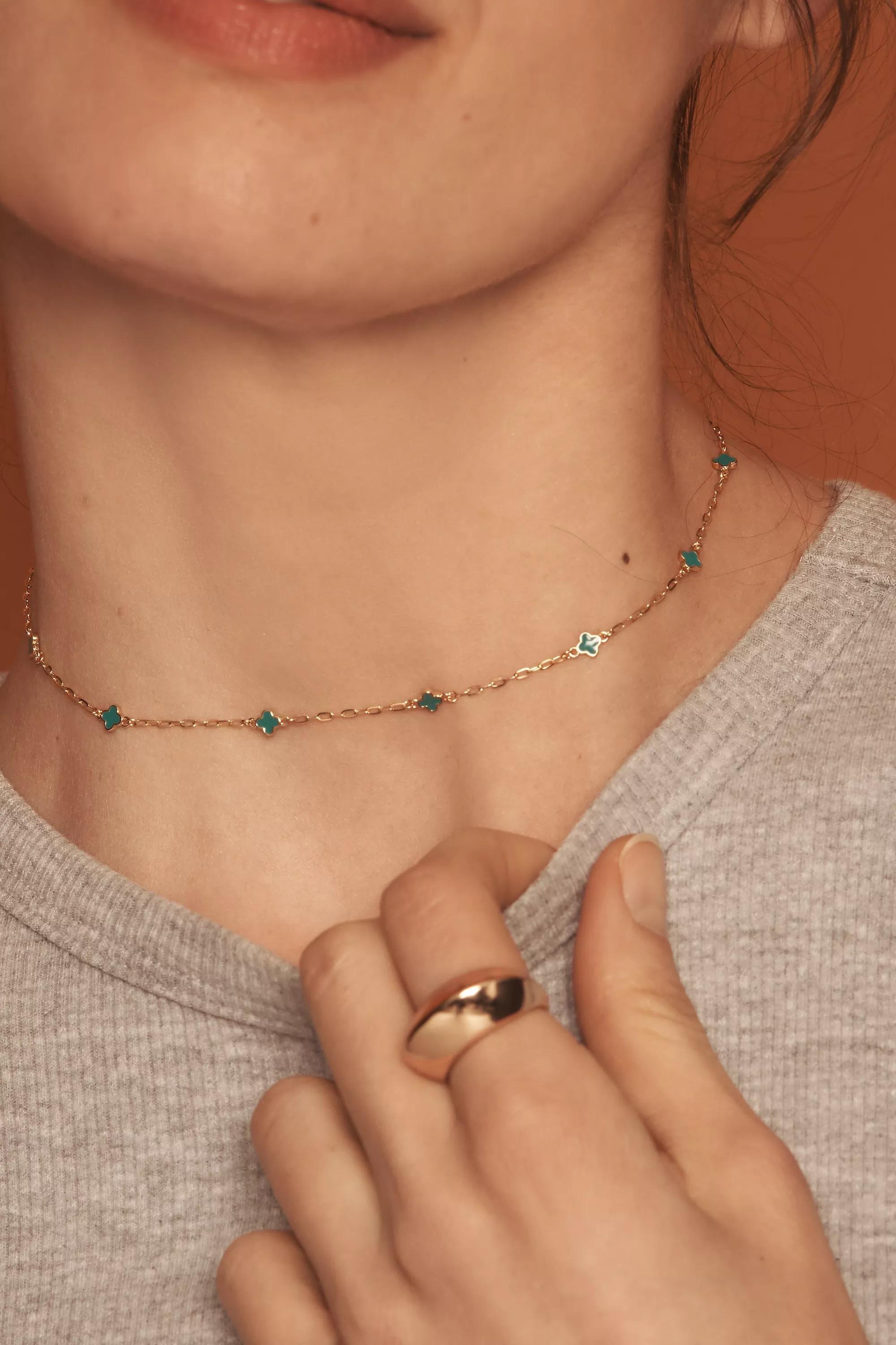 KELLY Tiny Clover Chain Necklace, , medium