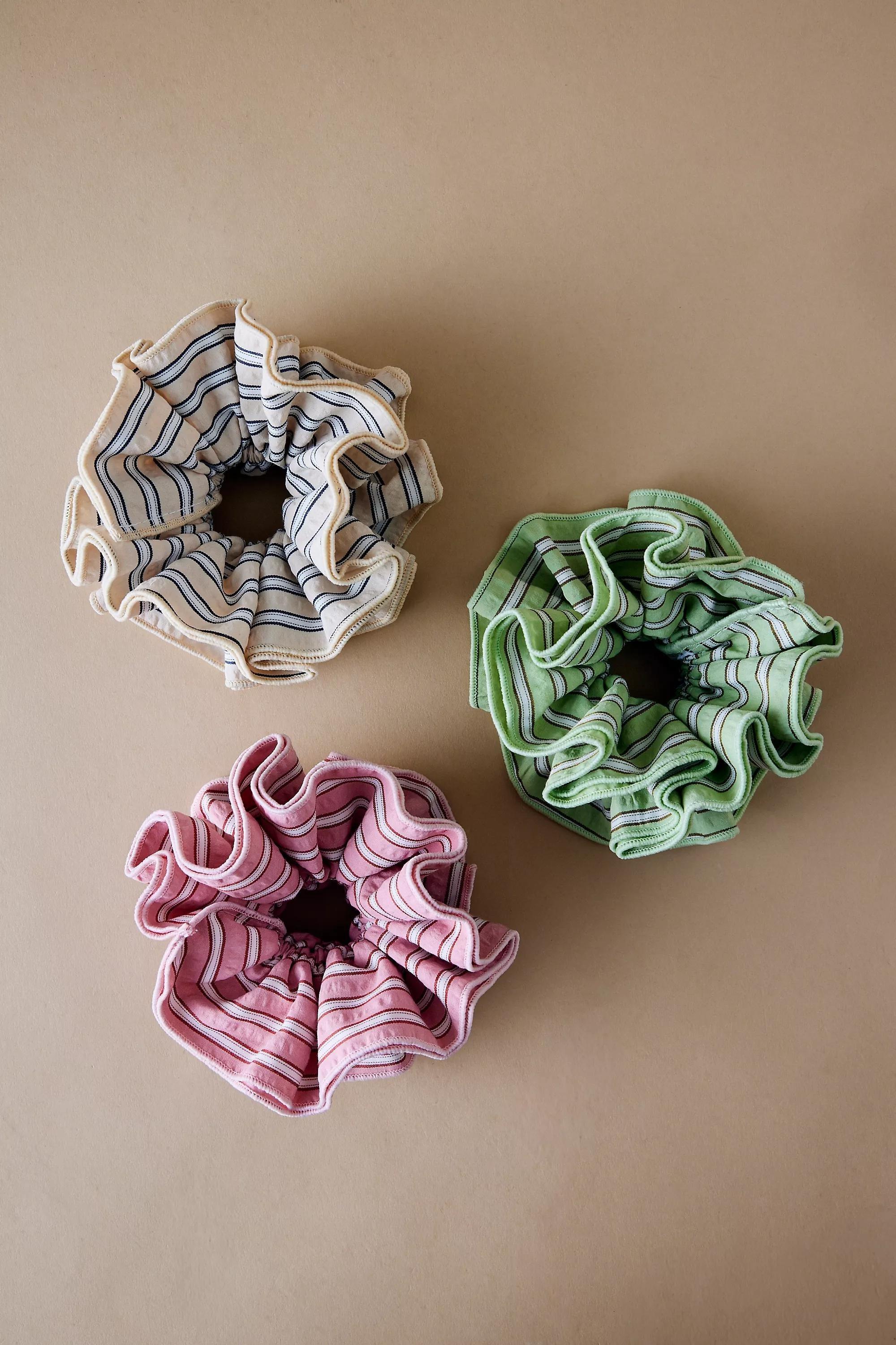Anthropologie Scrunchie, Burgundy, A501_0259, large image number 4