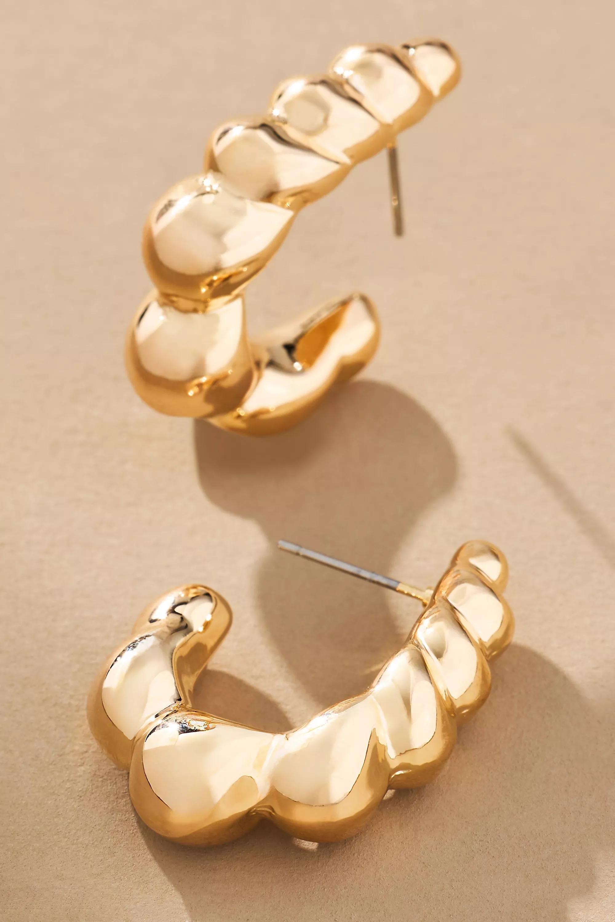 14K Gold-Plated Gold Scallop Hoop Earrings, A501_0070, large image number 1