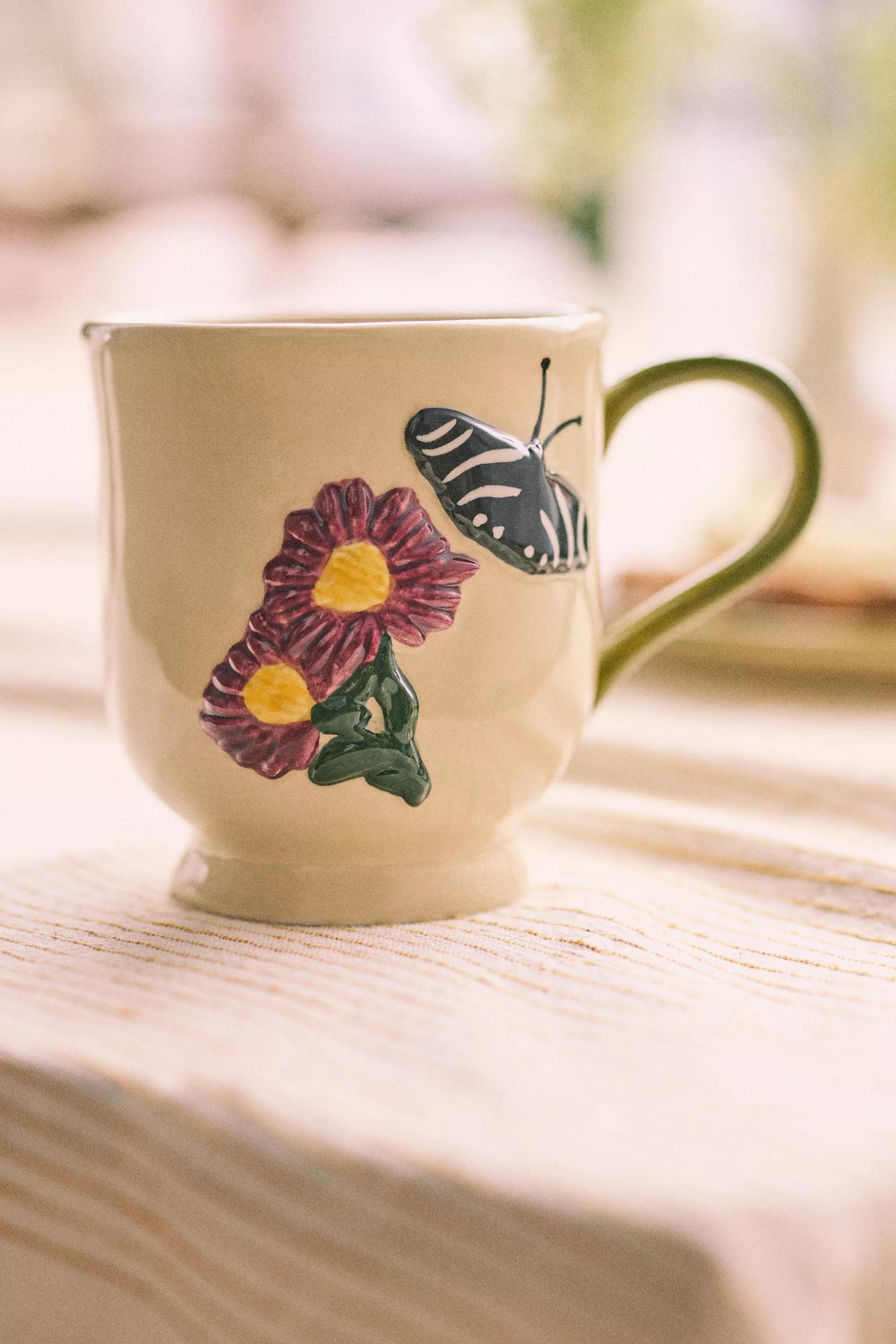The Faye Icon Stoneware Mug, Yellow, A501_0072, large image number 0