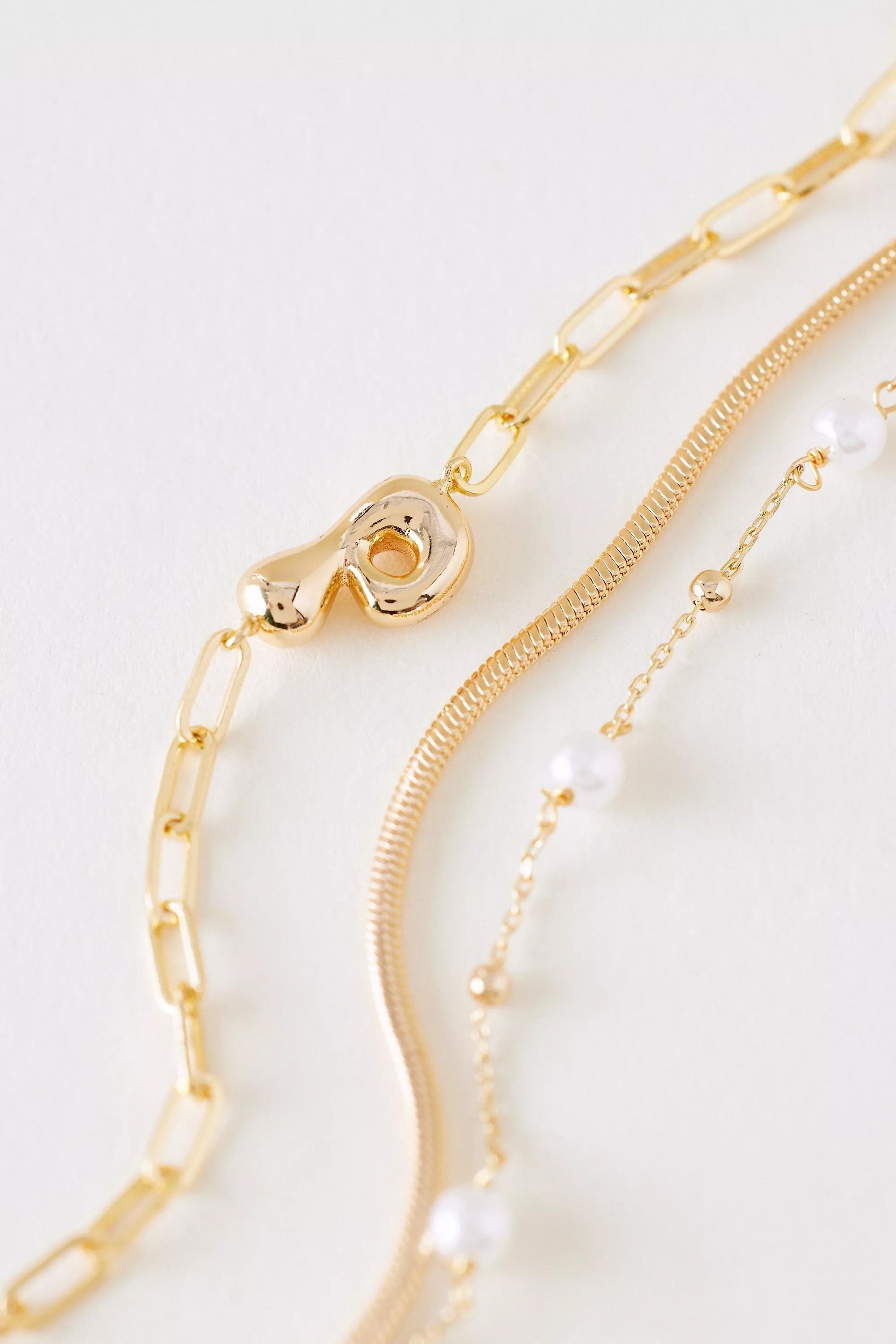 P Pearl Bubble Monogram Bracelet, Gold, A501_0916, large image number 1