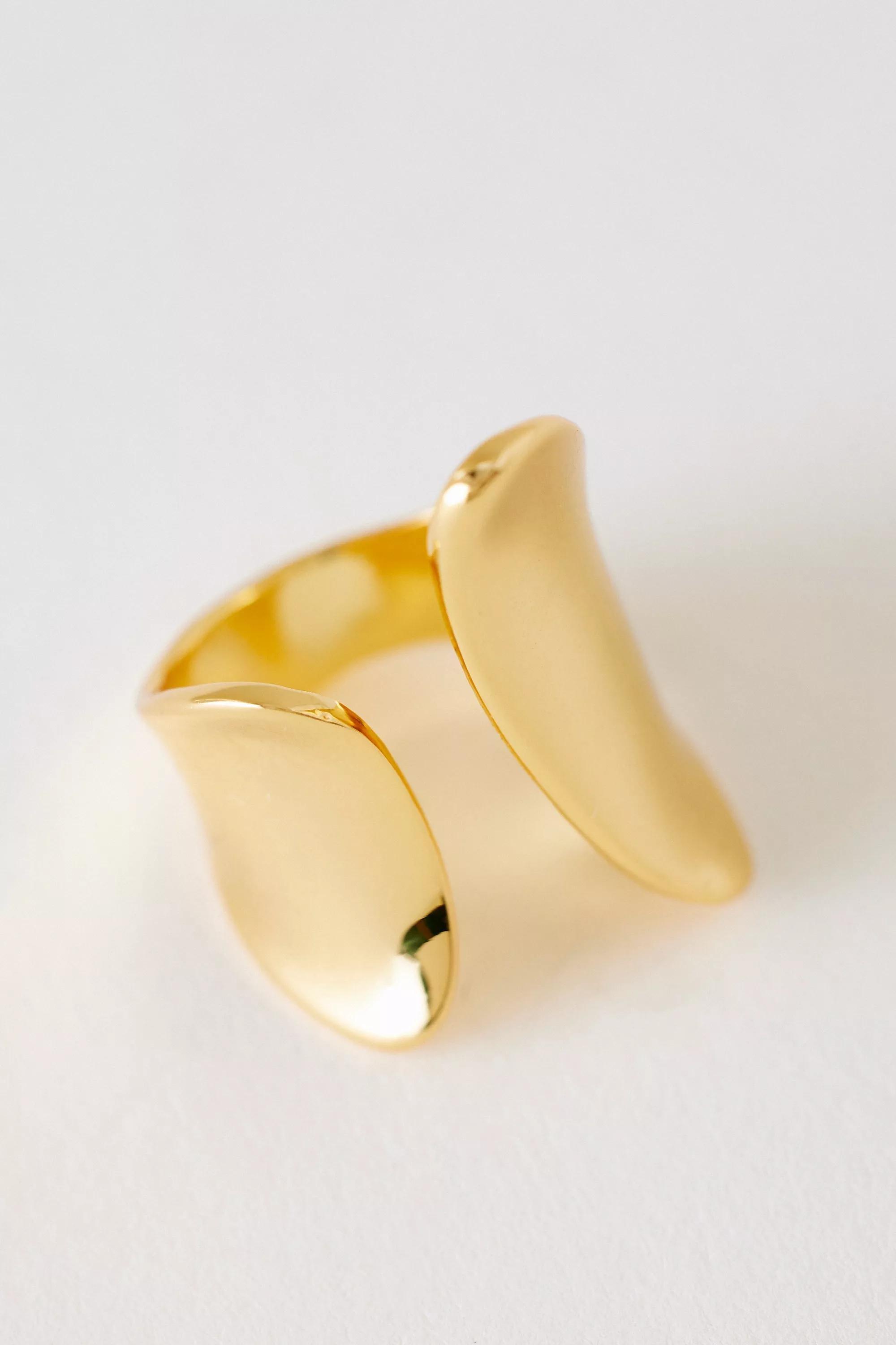 Gold-Plated Twist Cuff Ring, A501_0070, large image number 0