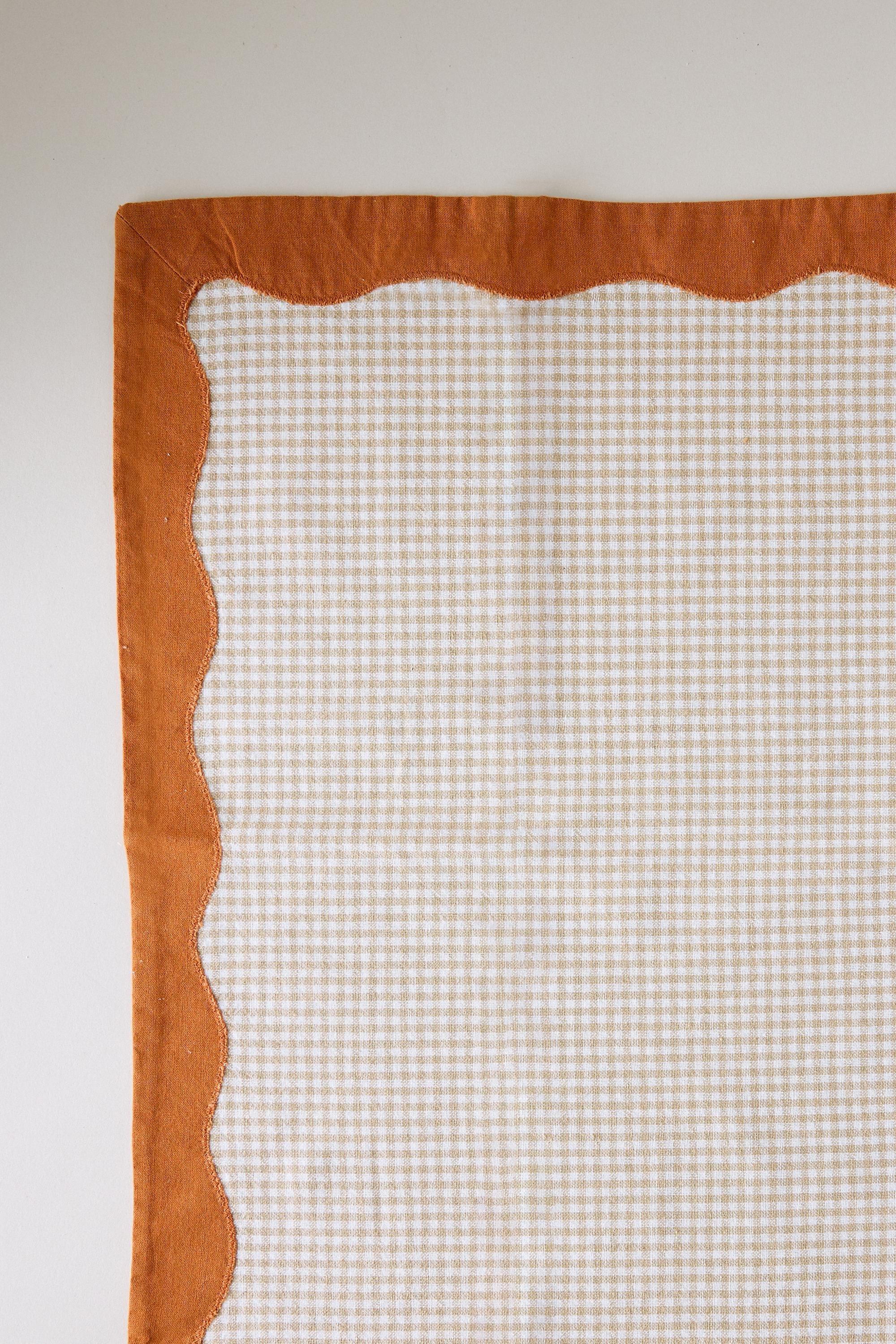 Ruby Scallop-Border Gingham Napkins, Set Of 4 Multicolour, A501_0000, large image number 2