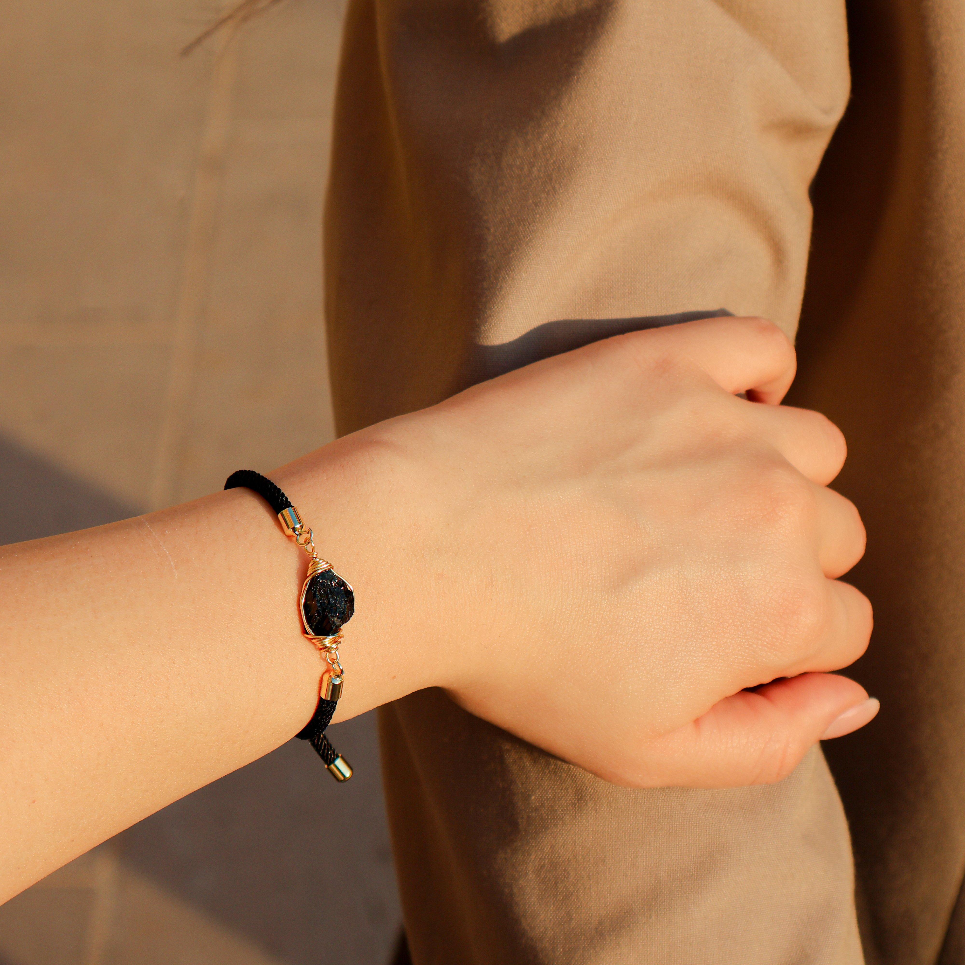 Bracelet Thick Thread With One Raw Stone, Multicolour, A519_0000, medium