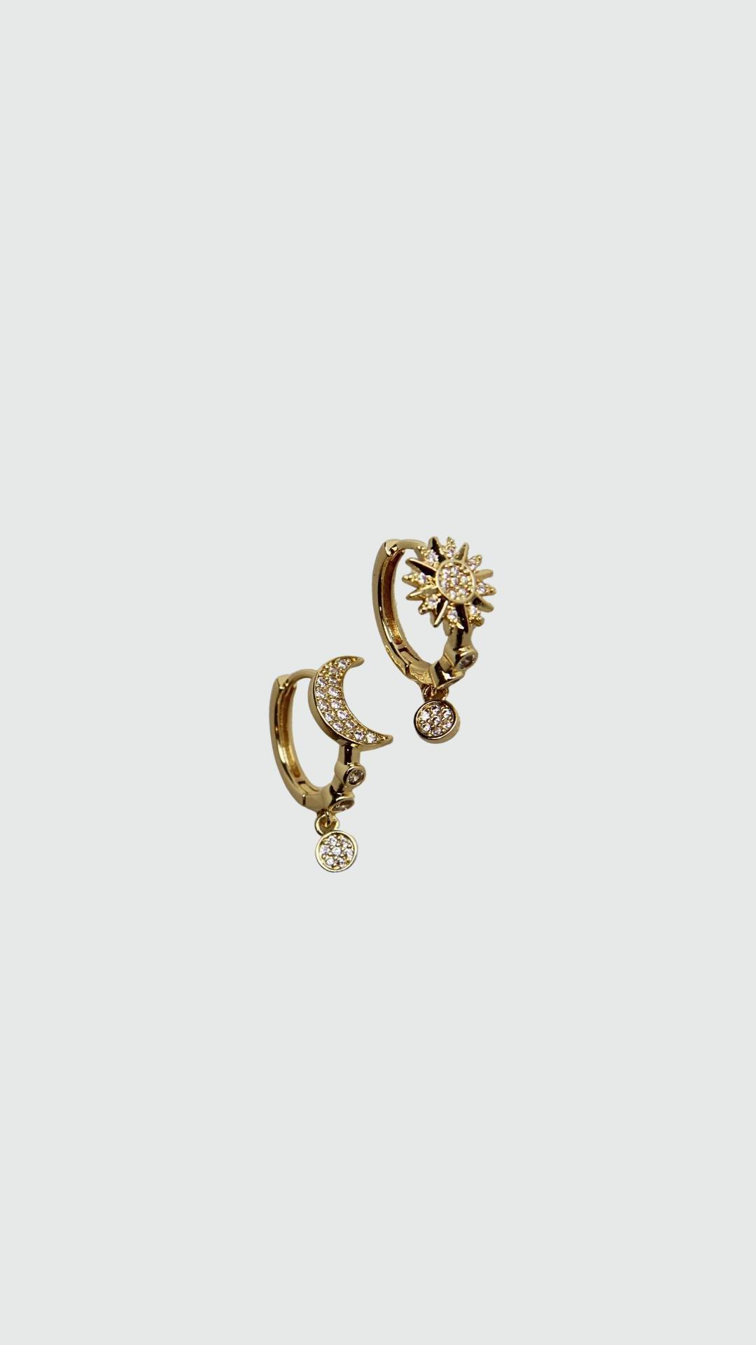 Geometric Hoop Earring, Gold, , large image number 1