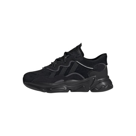 Unisex Kids Ozweego Shoes, Black, A701_ONE, large image number 1