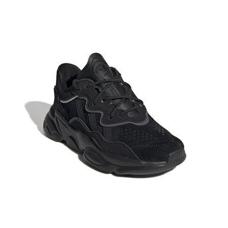 Unisex Kids Ozweego Shoes, Black, A701_ONE, large image number 4