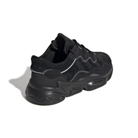 Unisex Kids Ozweego Shoes, Black, A701_ONE, large image number 6