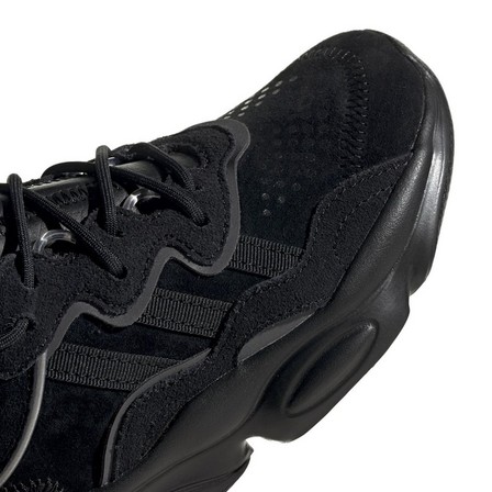 Unisex Kids Ozweego Shoes, Black, A701_ONE, large image number 10