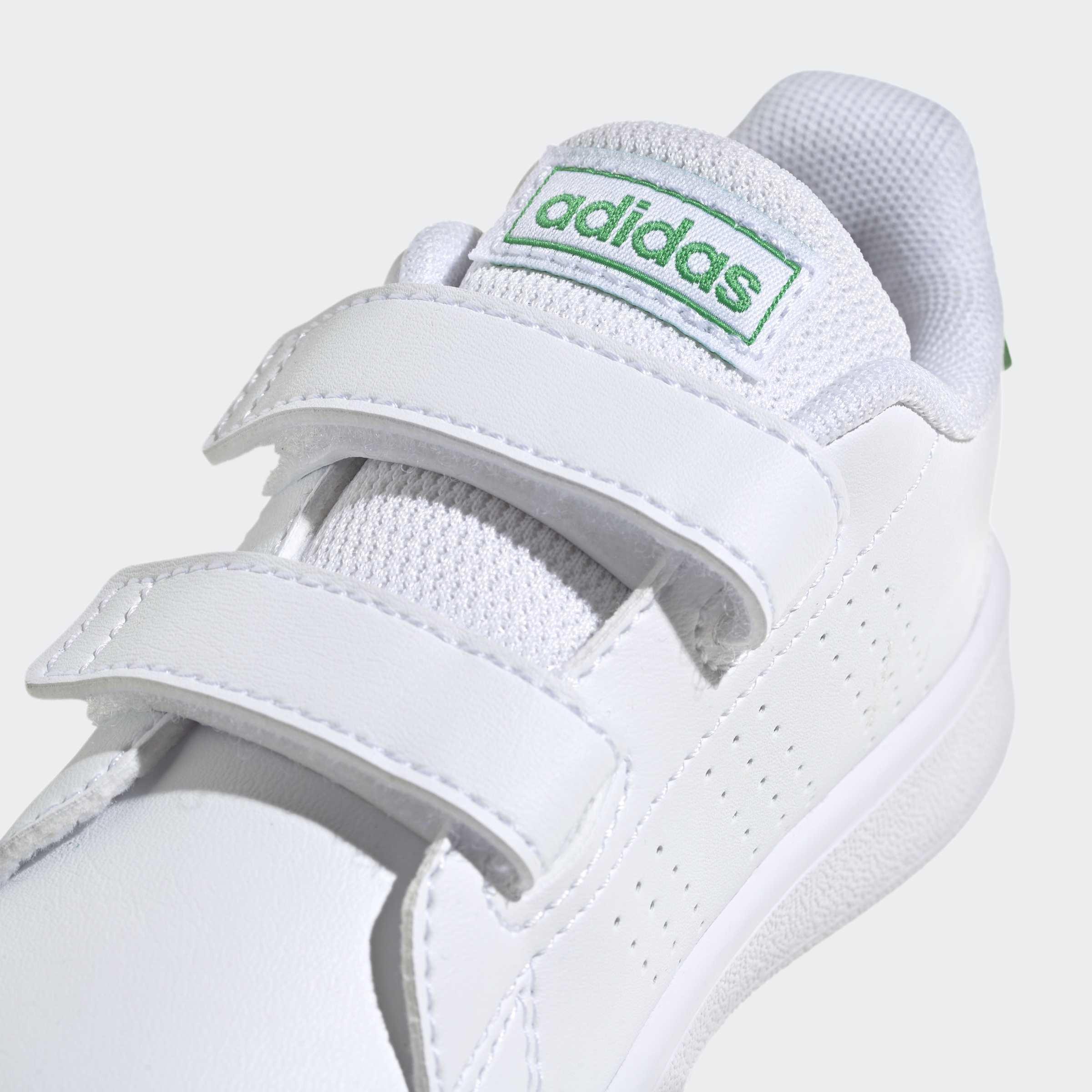 Unisex Kids Advantage Lifestyle Court Two Hook-And-Loop Shoes, White, A701_ONE, large image number 3