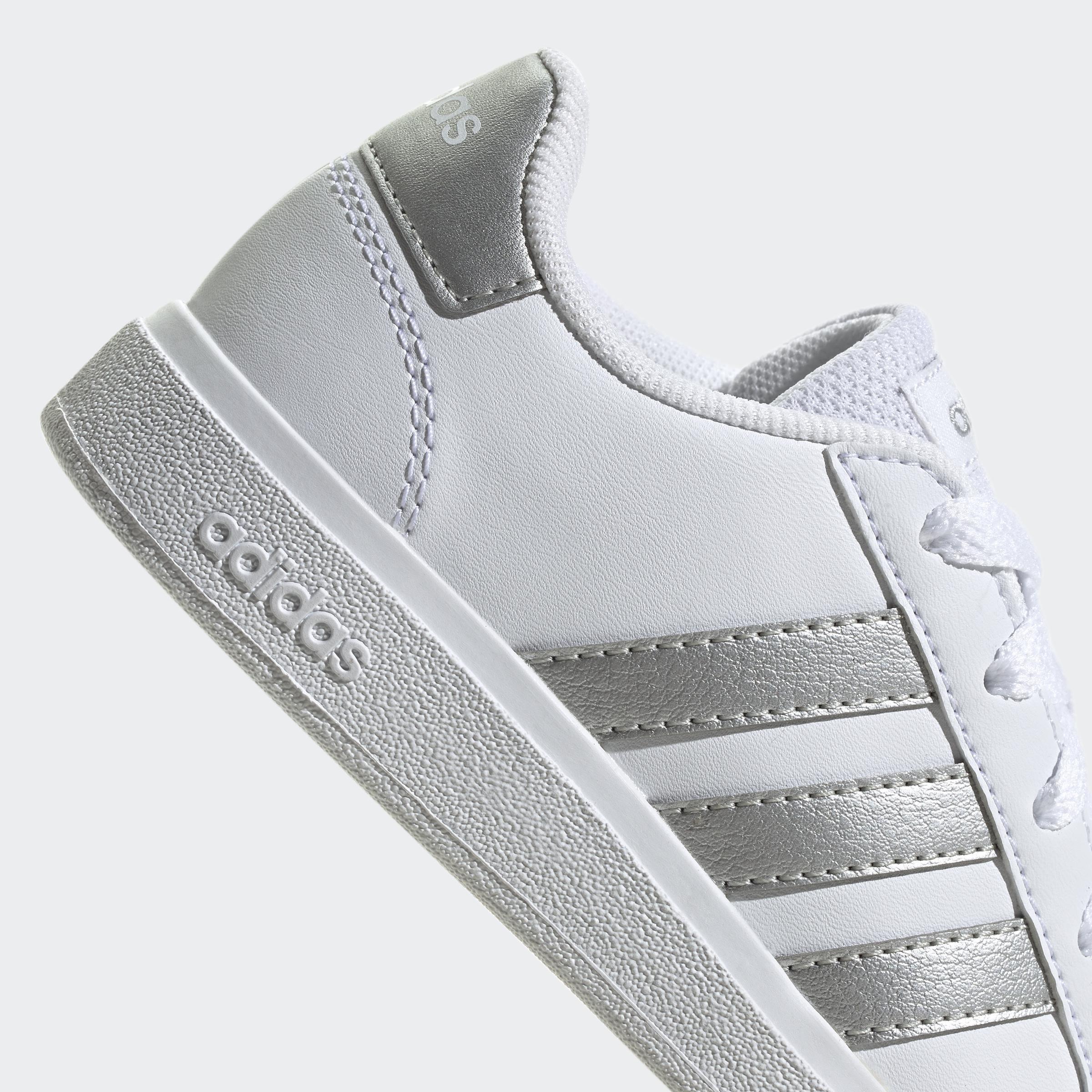 Kids Unisex Grand Court Lifestyle Tennis Lace-Up Shoes, White, , large image number 5