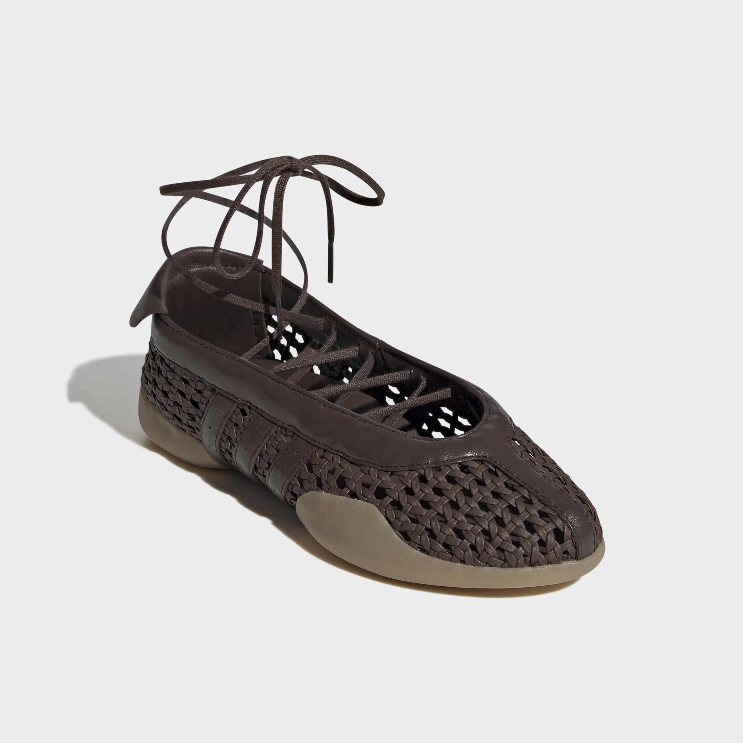 Taekwondo Mei Shoes, Brown, A701_ONE, large image number 2