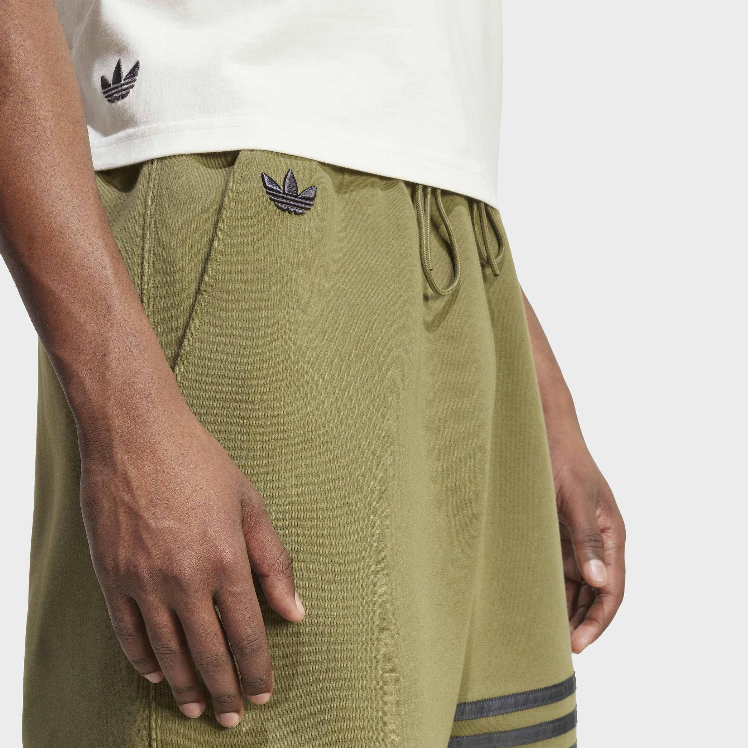 Neuclassics Shorts, Green, A701_ONE, large image number 3