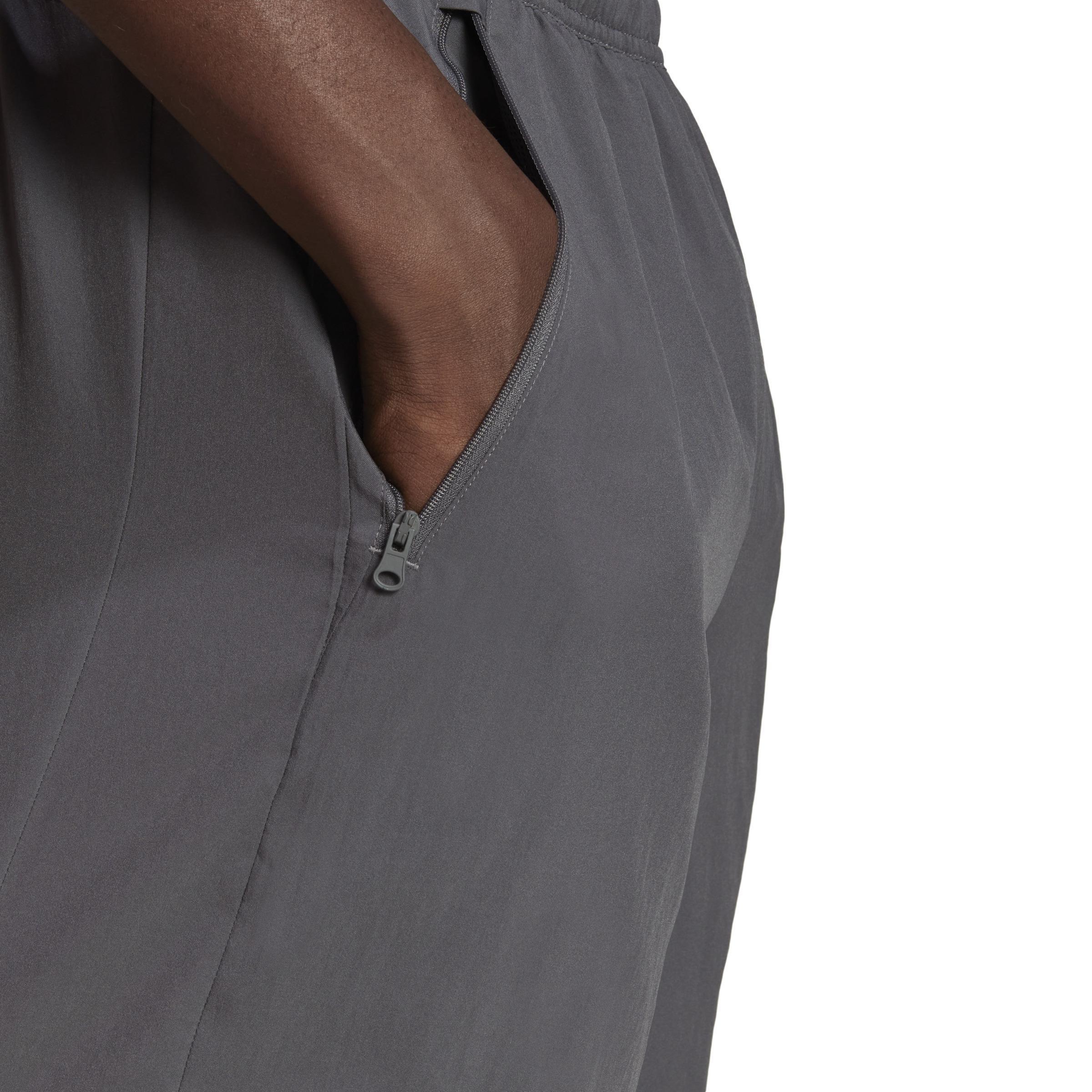 Train Essentials Woven Training Shorts, Grey, , large image number 3