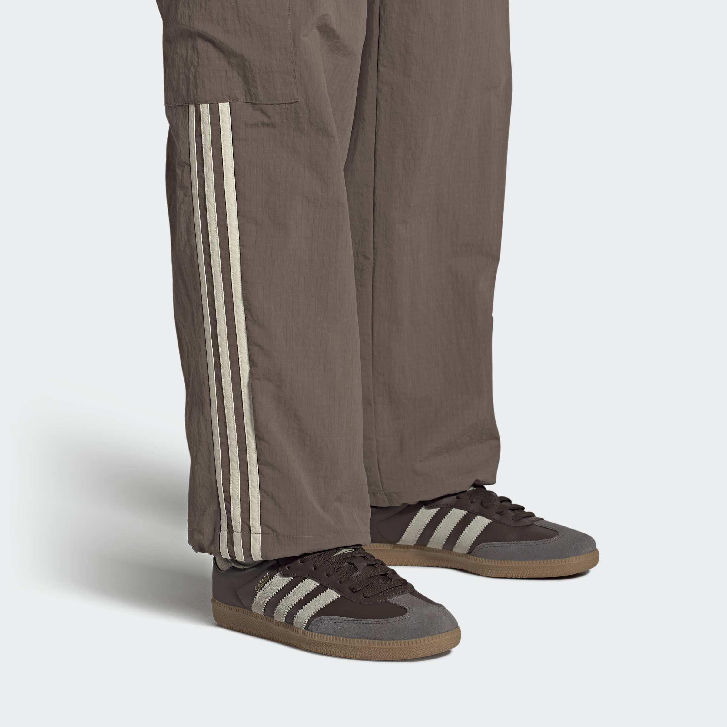 Samba OG Shoes, Brown, A701_ONE, large image number 2
