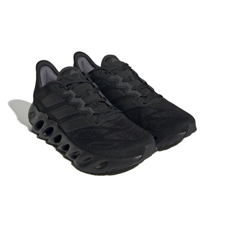 Men Switch Fwd Running Shoes, Black, A701_ONE, large image number 1