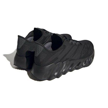 Men Switch Fwd Running Shoes, Black, A701_ONE, large image number 2