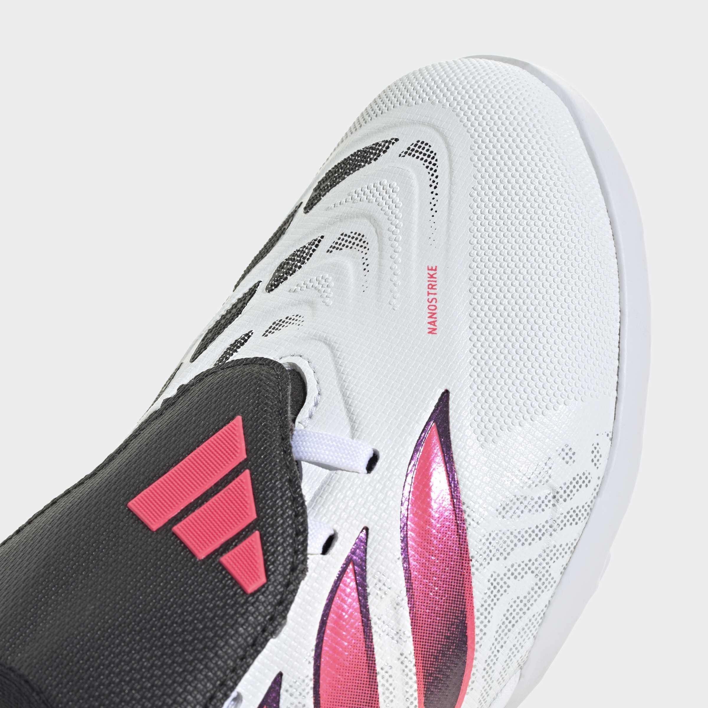 Kids Unisex Predator League Fold- Over Tongue Turf Football Boots, White, A701_ONE, large image number 4