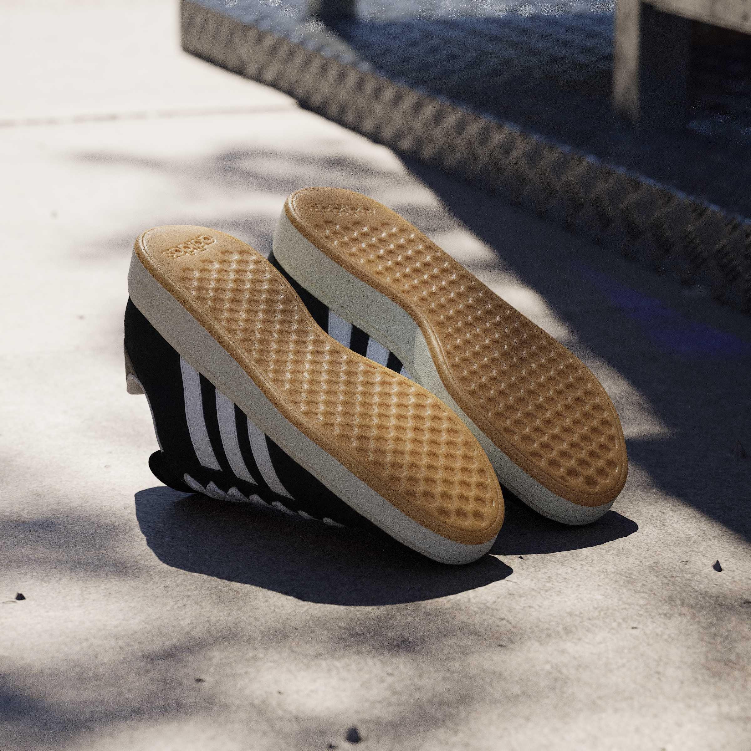 Grand Court Base 00s Shoes, Black, A701_ONE, large image number 13