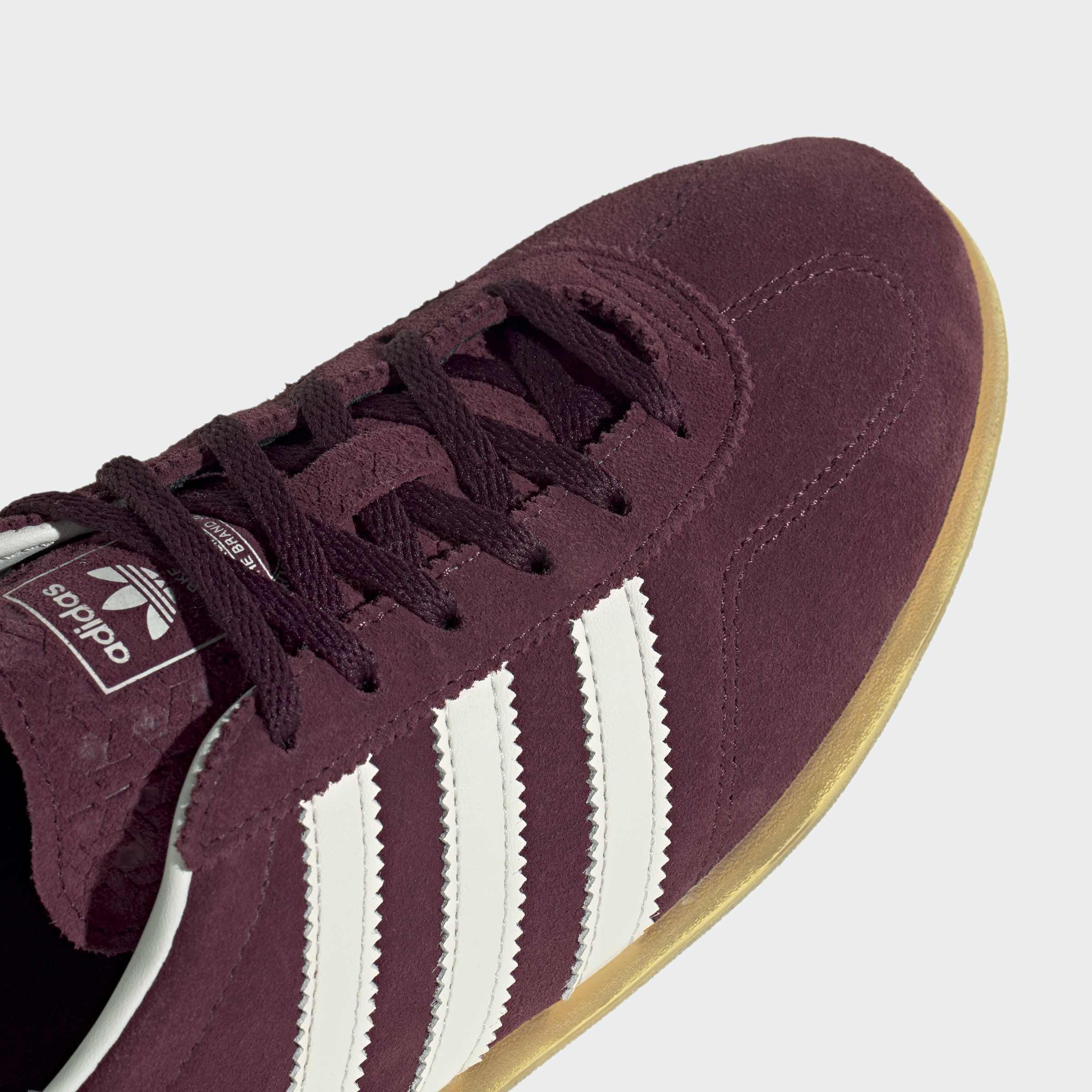 Gazelle Lo Pro Shoes, Red, A701_ONE, large image number 4