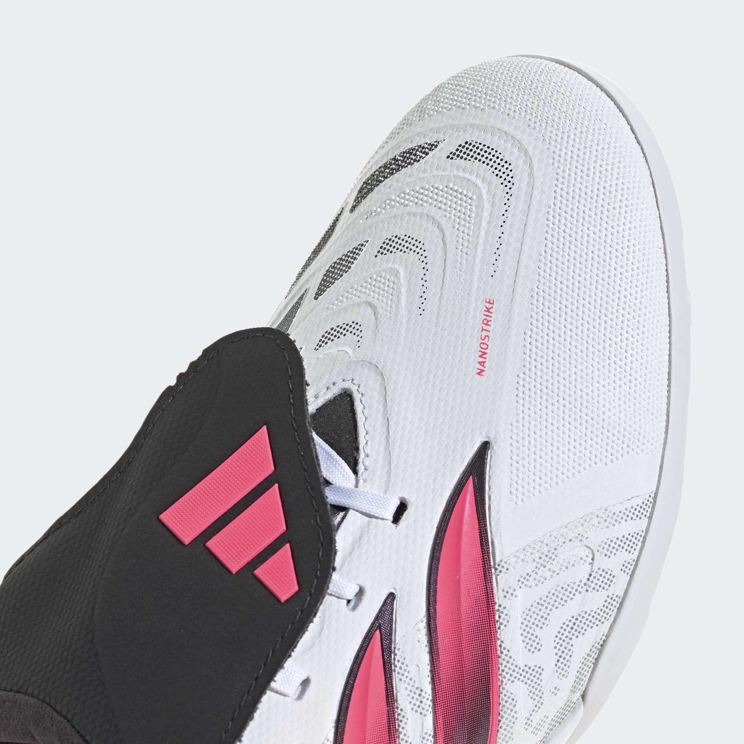 Unisex Predator League Fold-Over Tongue Turf Football Boots, White, A701_ONE, large image number 5
