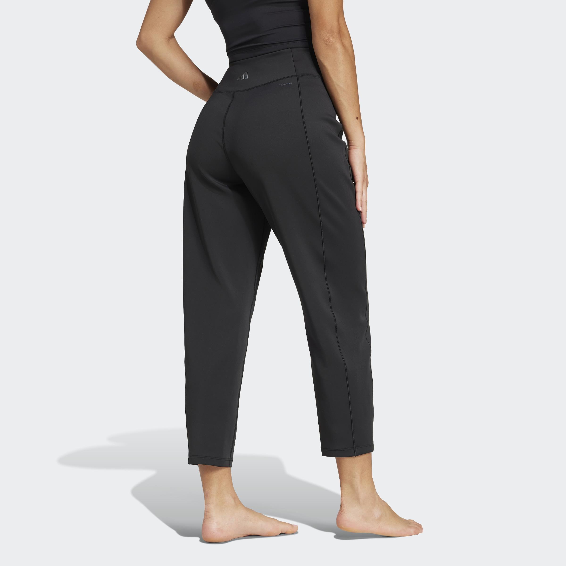 All Me Yoga Essentials Joggers, Black