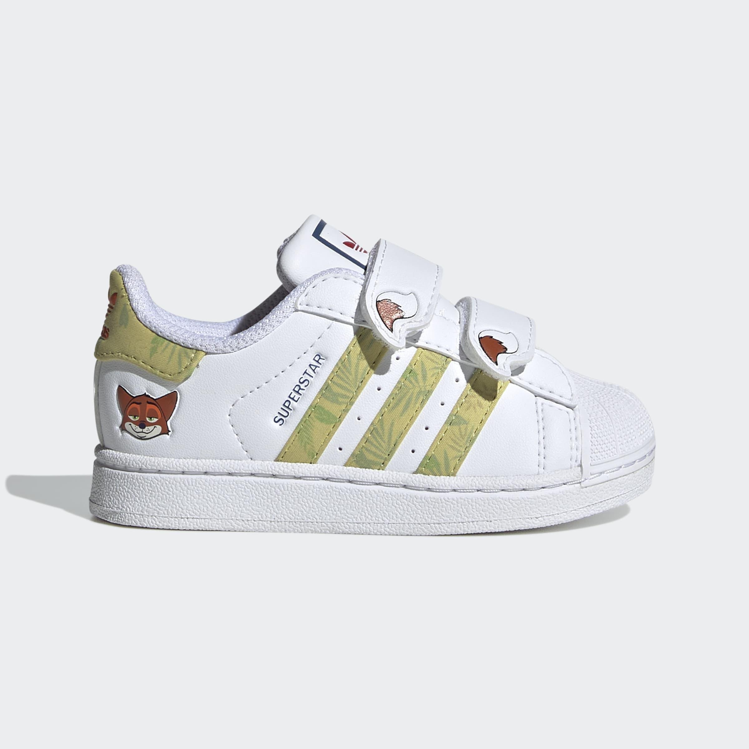 Kids Unisex adidas Disney Superstar II Comfort Closure Shoes, White