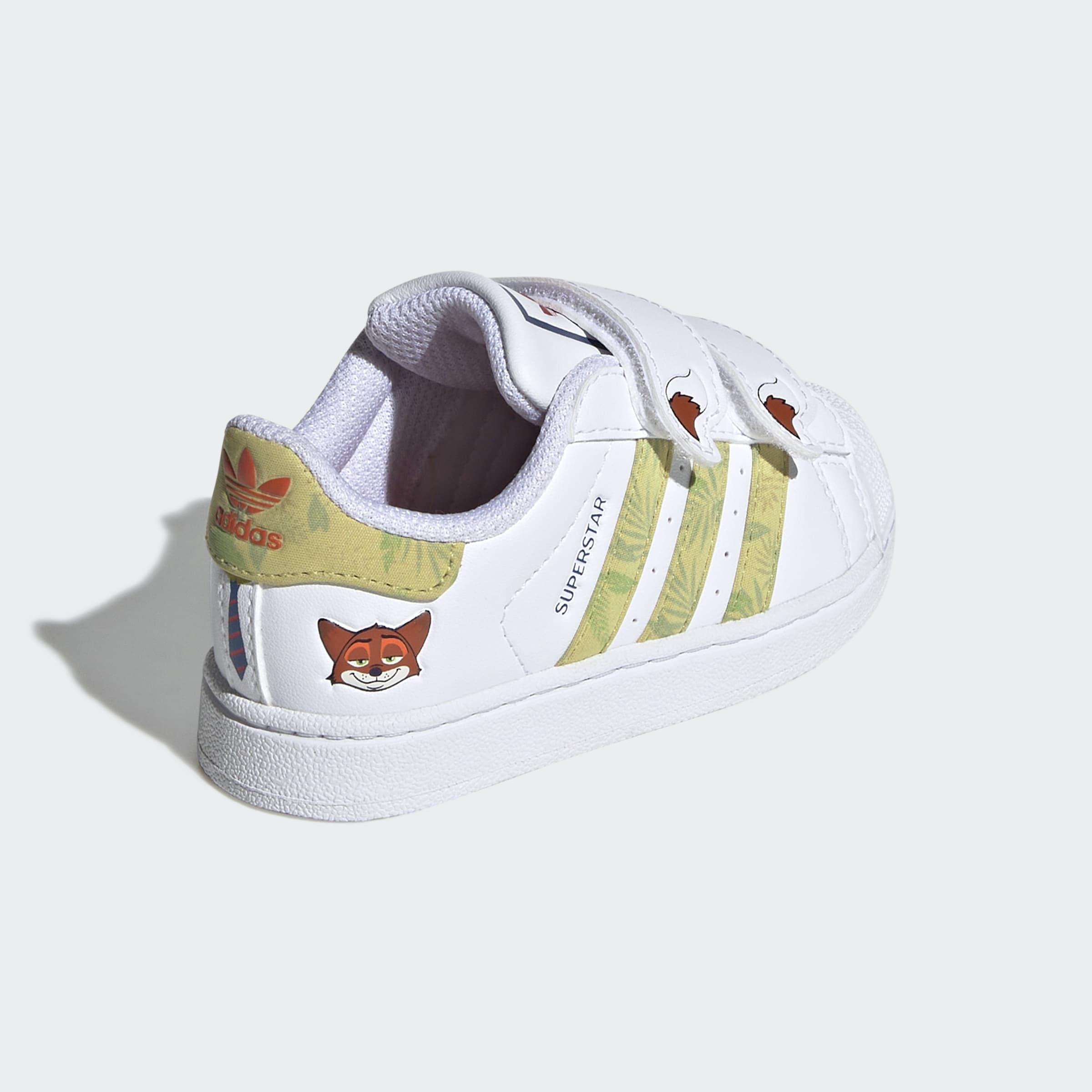 Kids Unisex adidas Disney Superstar II Comfort Closure Shoes, White, A701_ONE, large image number 3