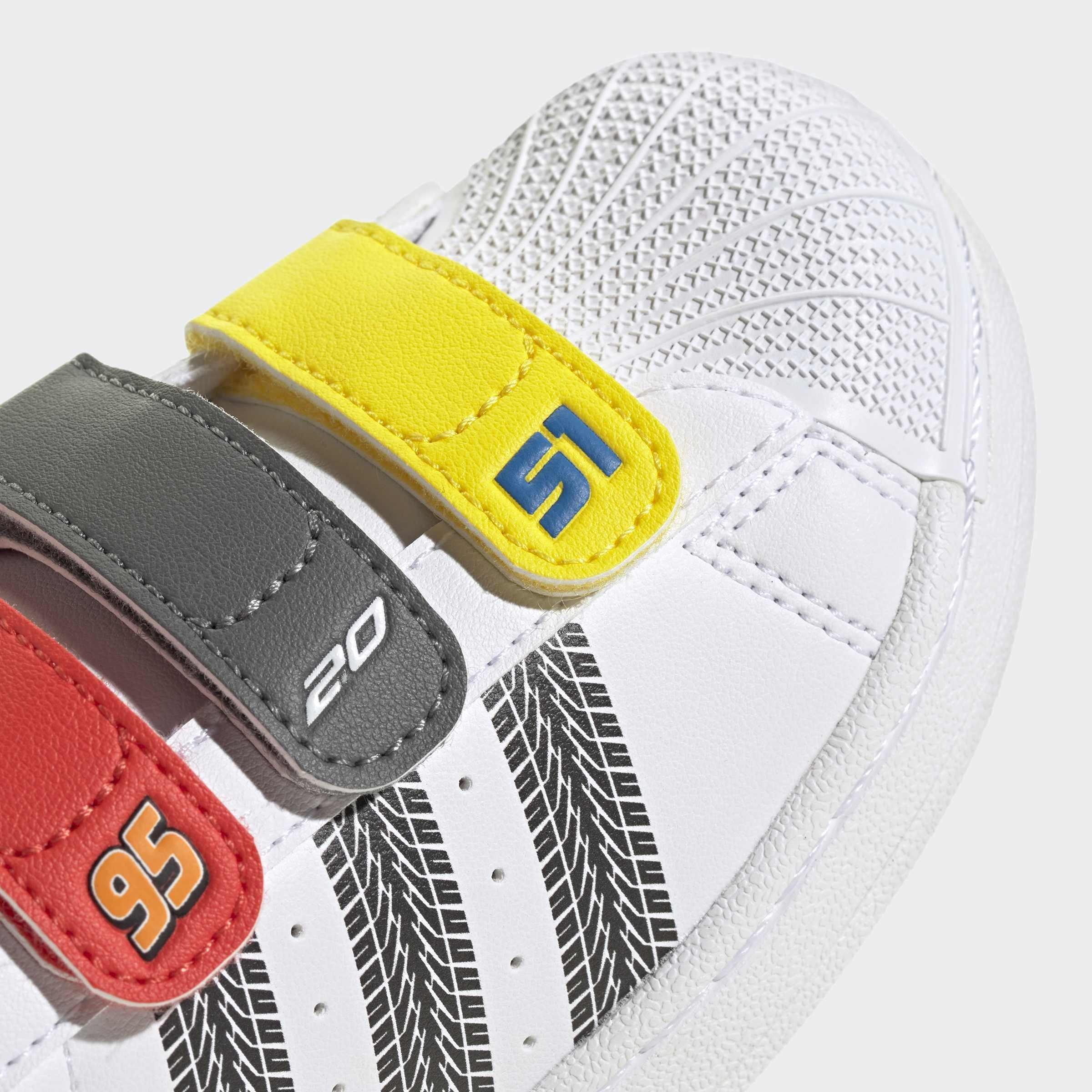 Kids Unisex adidas Pixar Cars Superstar II Comfort Closure Shoes, White, A701_ONE, large image number 5
