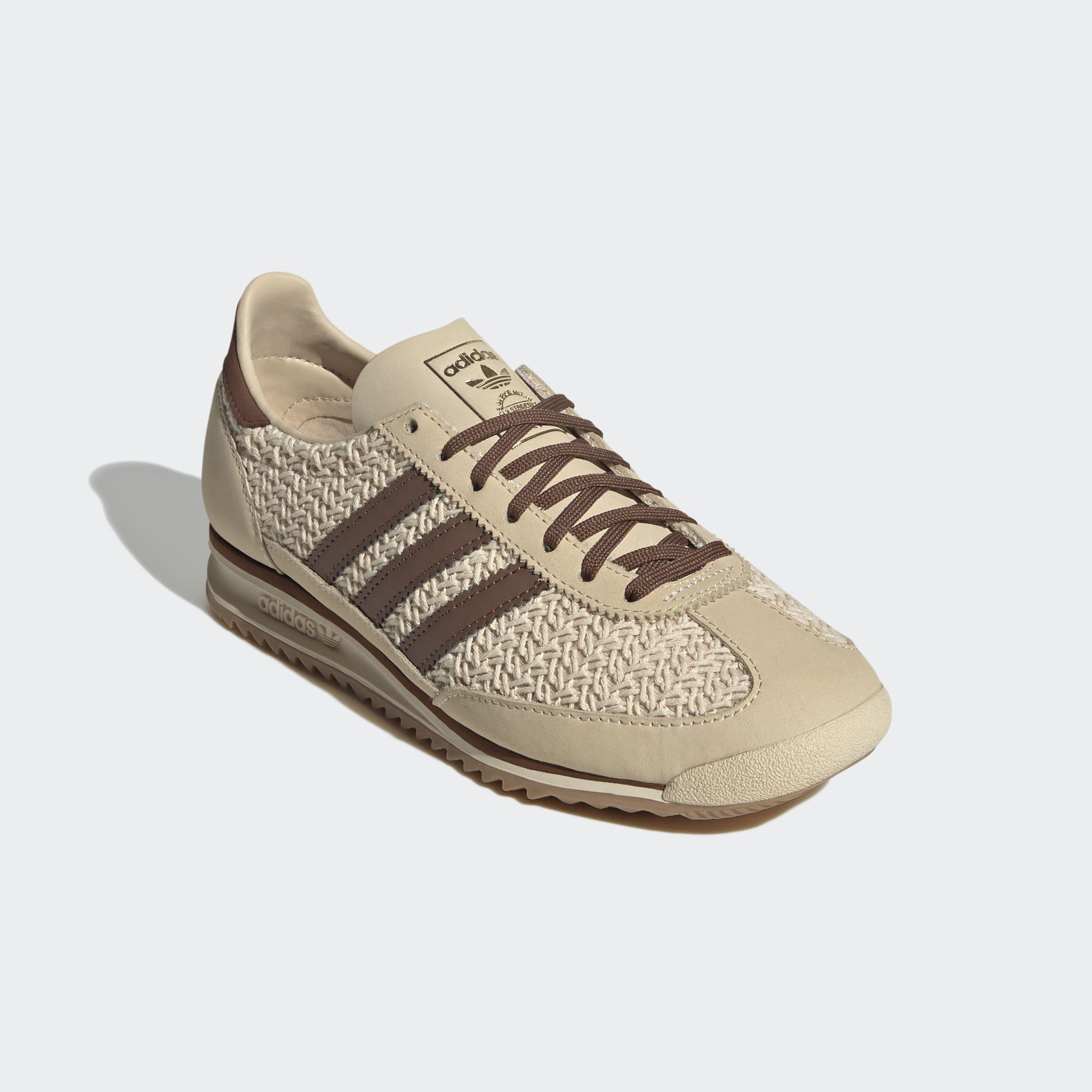 SL 72 OG Shoes, Beige, A701_ONE, large image number 2