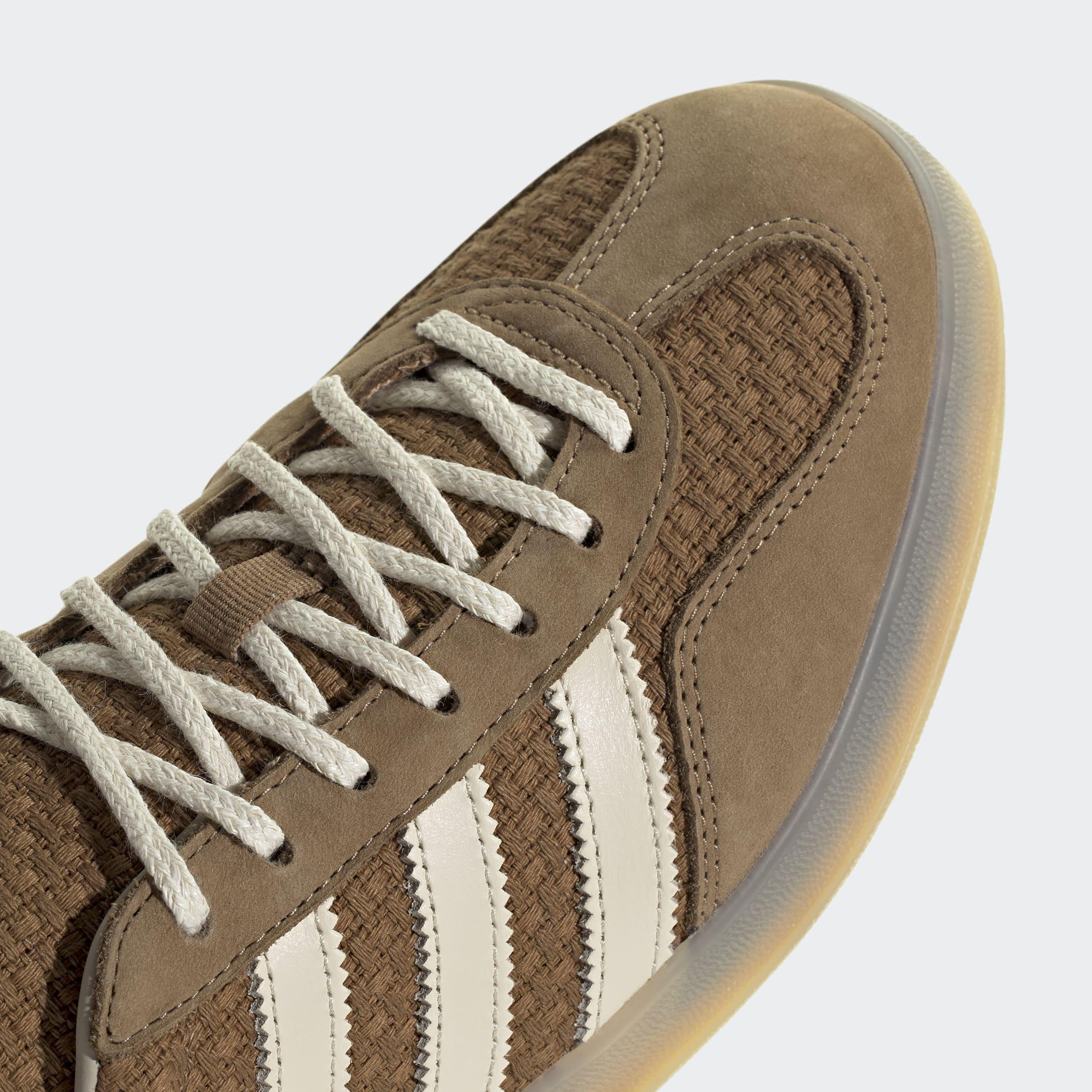 Gazelle Indoor Shoes, Brown, A701_ONE, large image number 4
