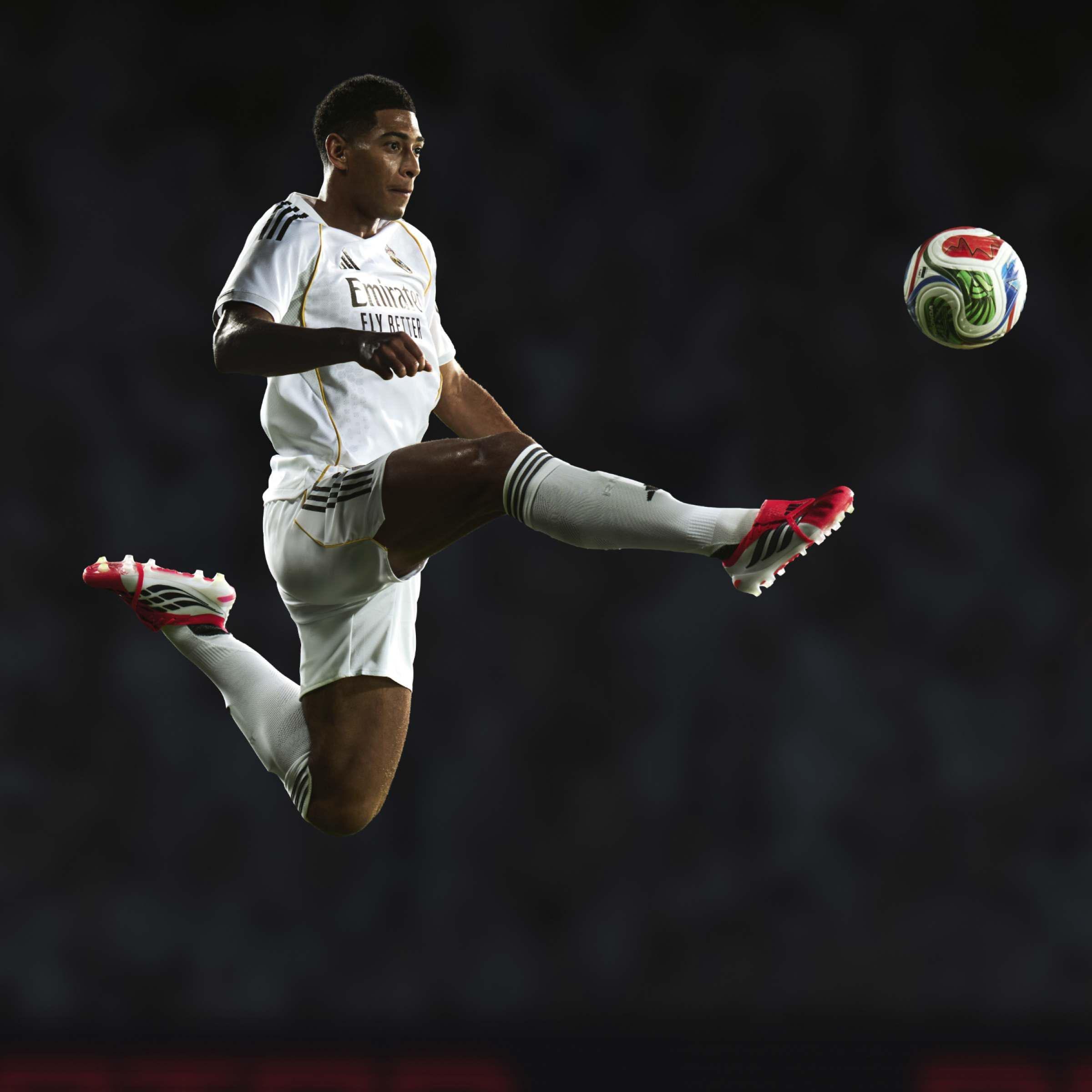 Unisex Predator Elite Fold-Over Tongue Firm Ground Football Boots, Red, A701_ONE, large image number 7