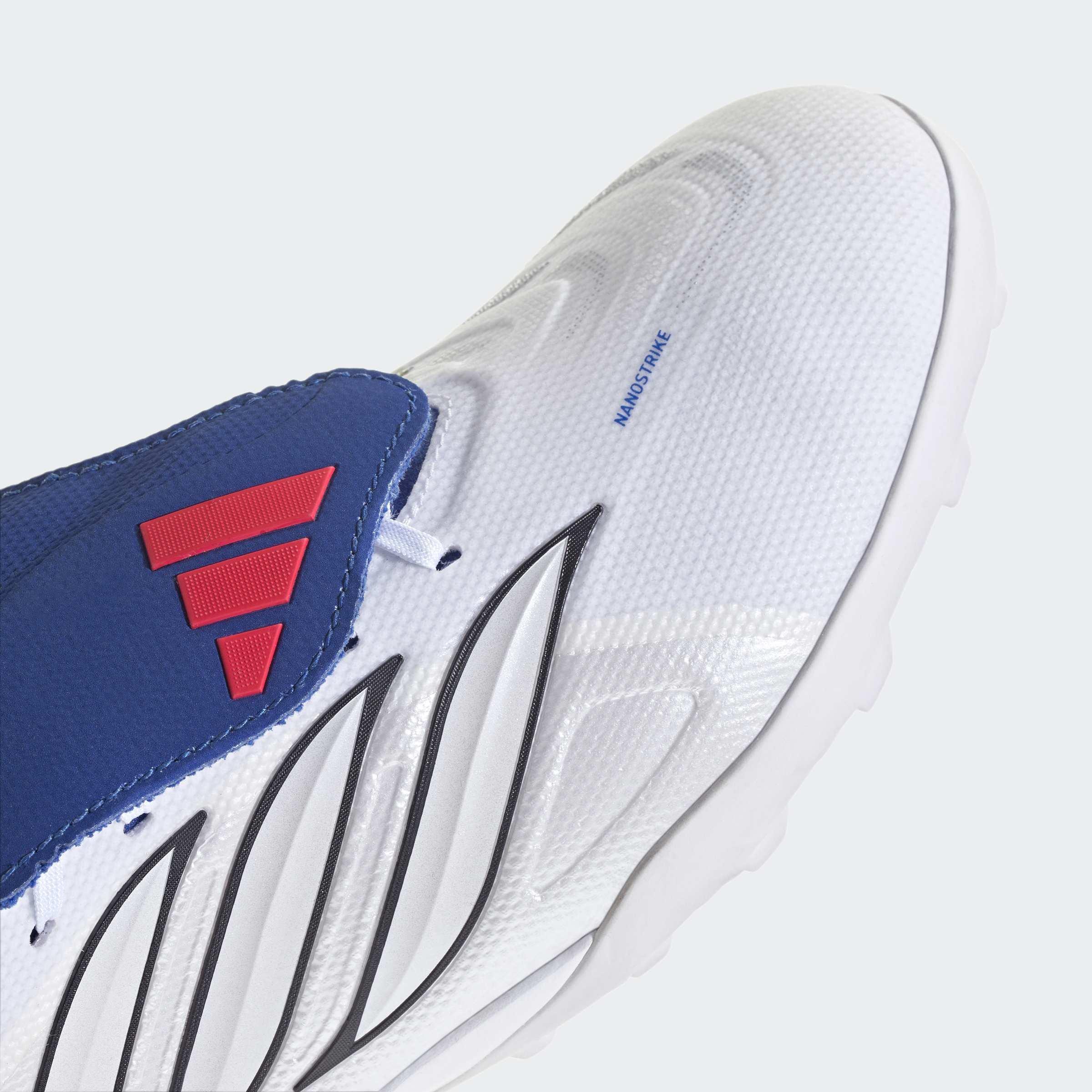 Unisex Predator League Fold-Over Tongue Turf Football Shoes, White, A701_ONE, large image number 4