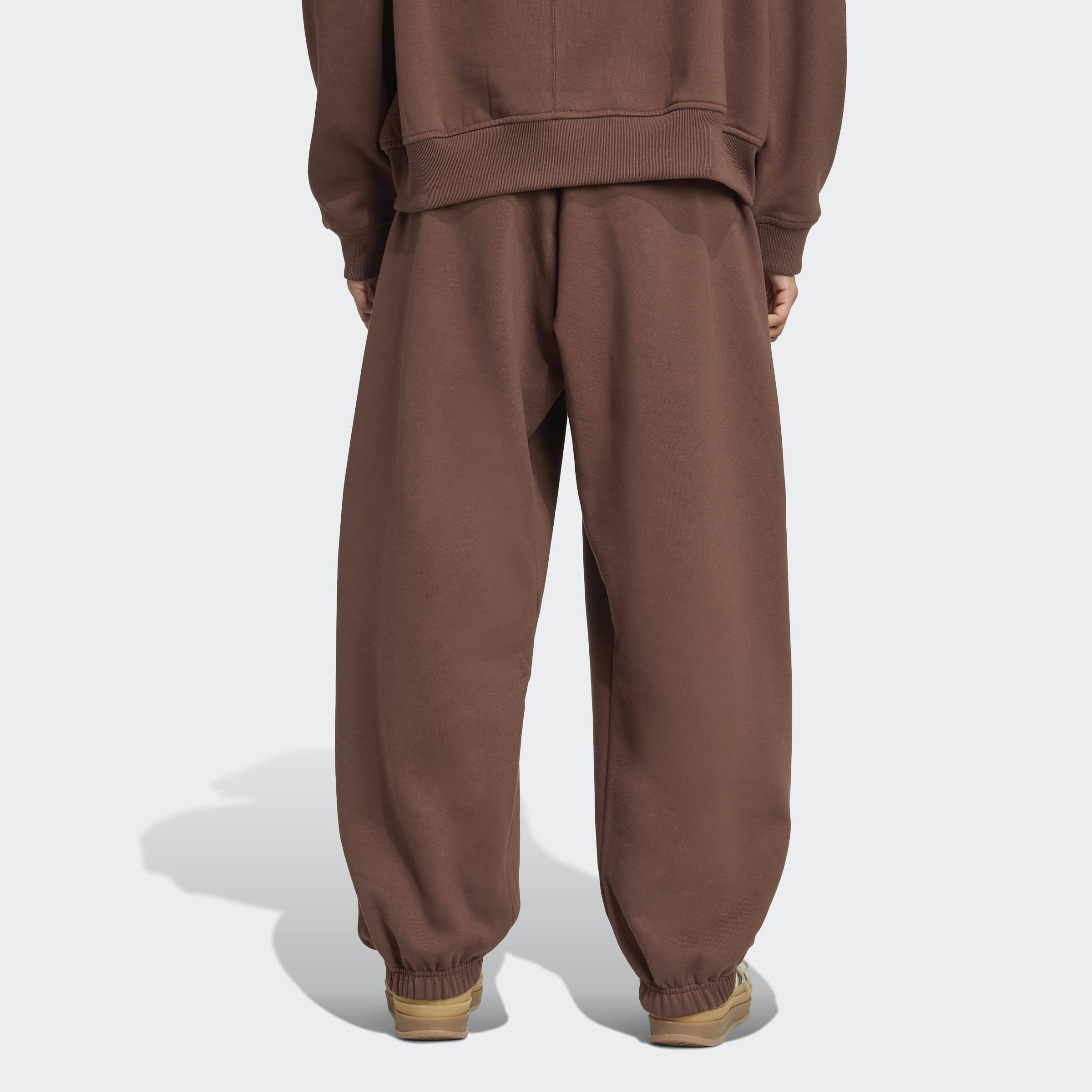 Essentials Linear Jogger Pant Oversized, Brown