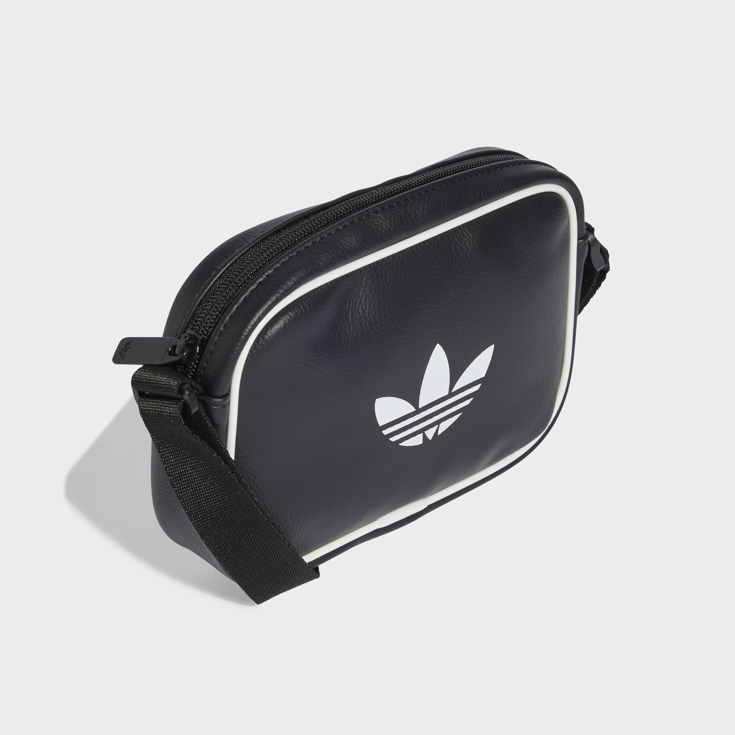 Unisex Adicolor Classic Mini Airliner, Black, A701_ONE, medium