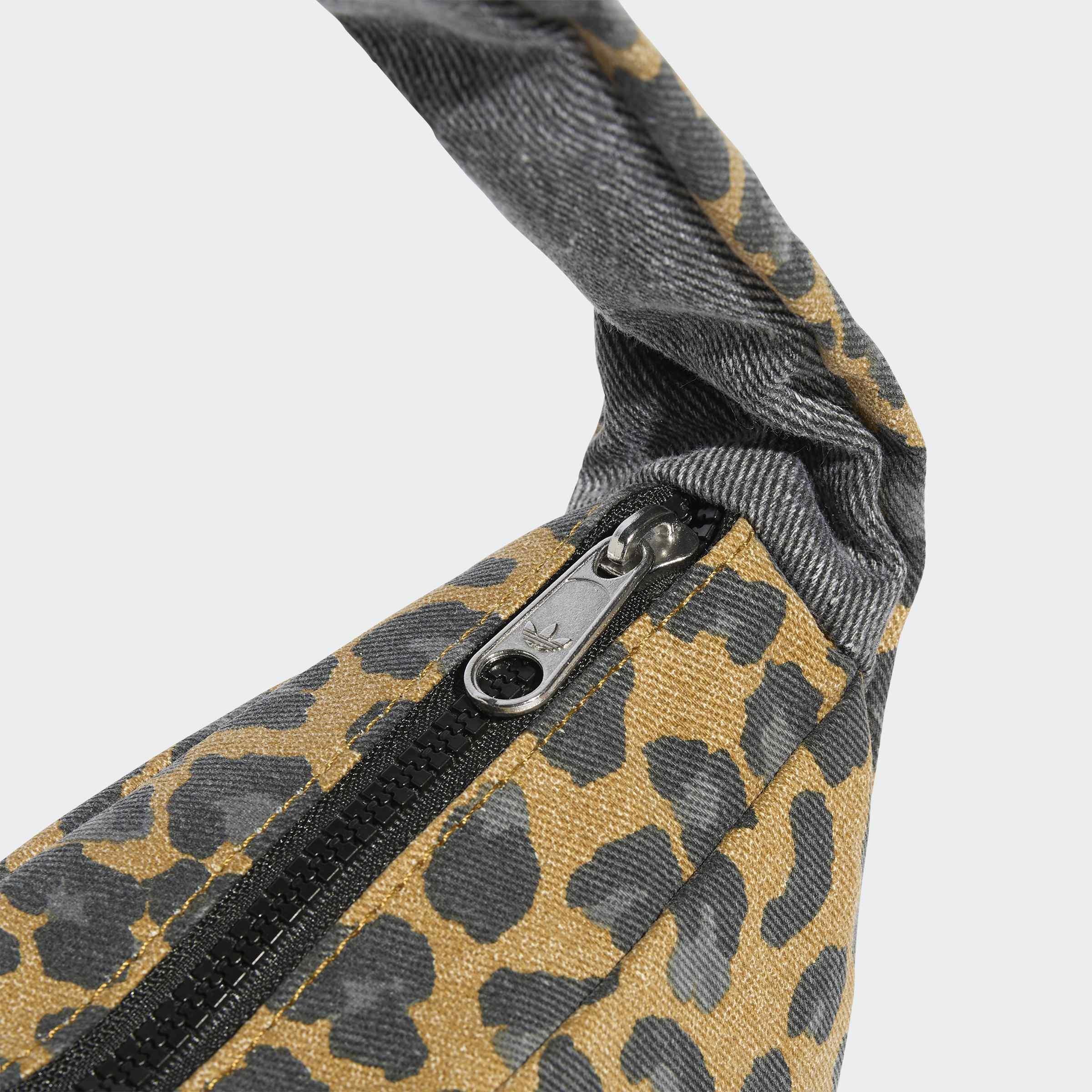 Unisex Leopard Small Shoulder Bag, Brown, A701_ONE, large image number 5