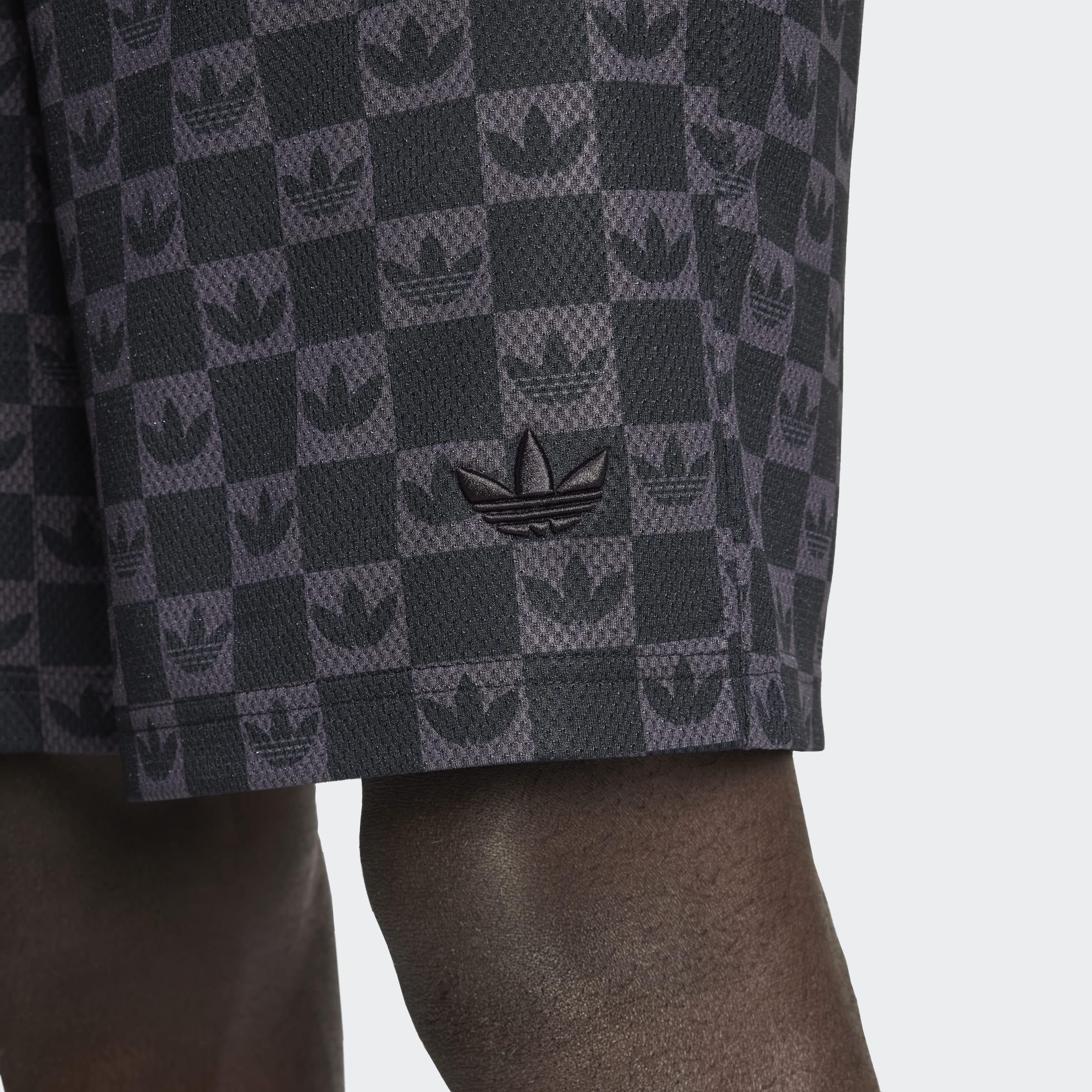 Monogram Regular Mesh Shorts, Black, A701_ONE, large image number 3