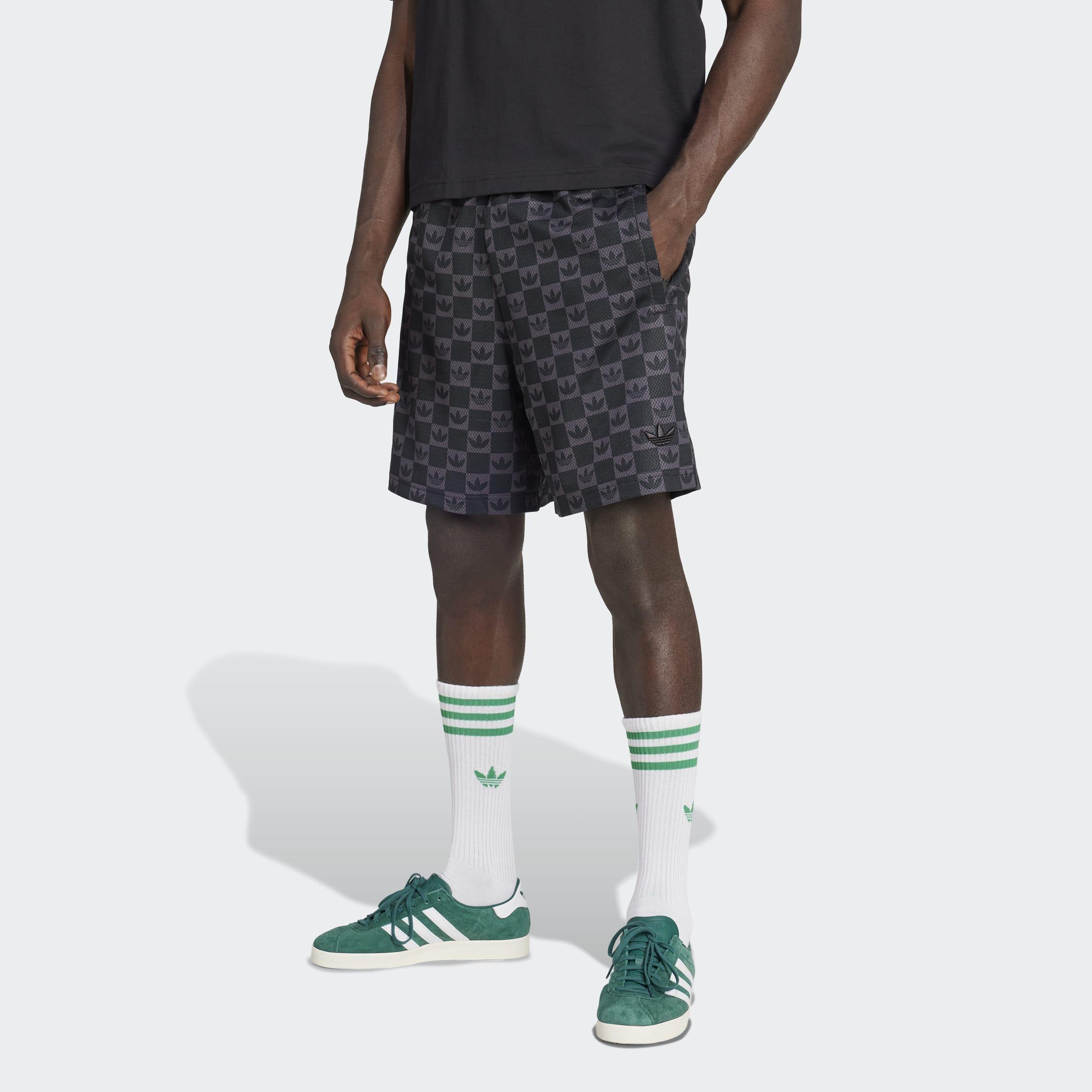 Monogram Regular Mesh Shorts, Black, A701_ONE, large image number 4