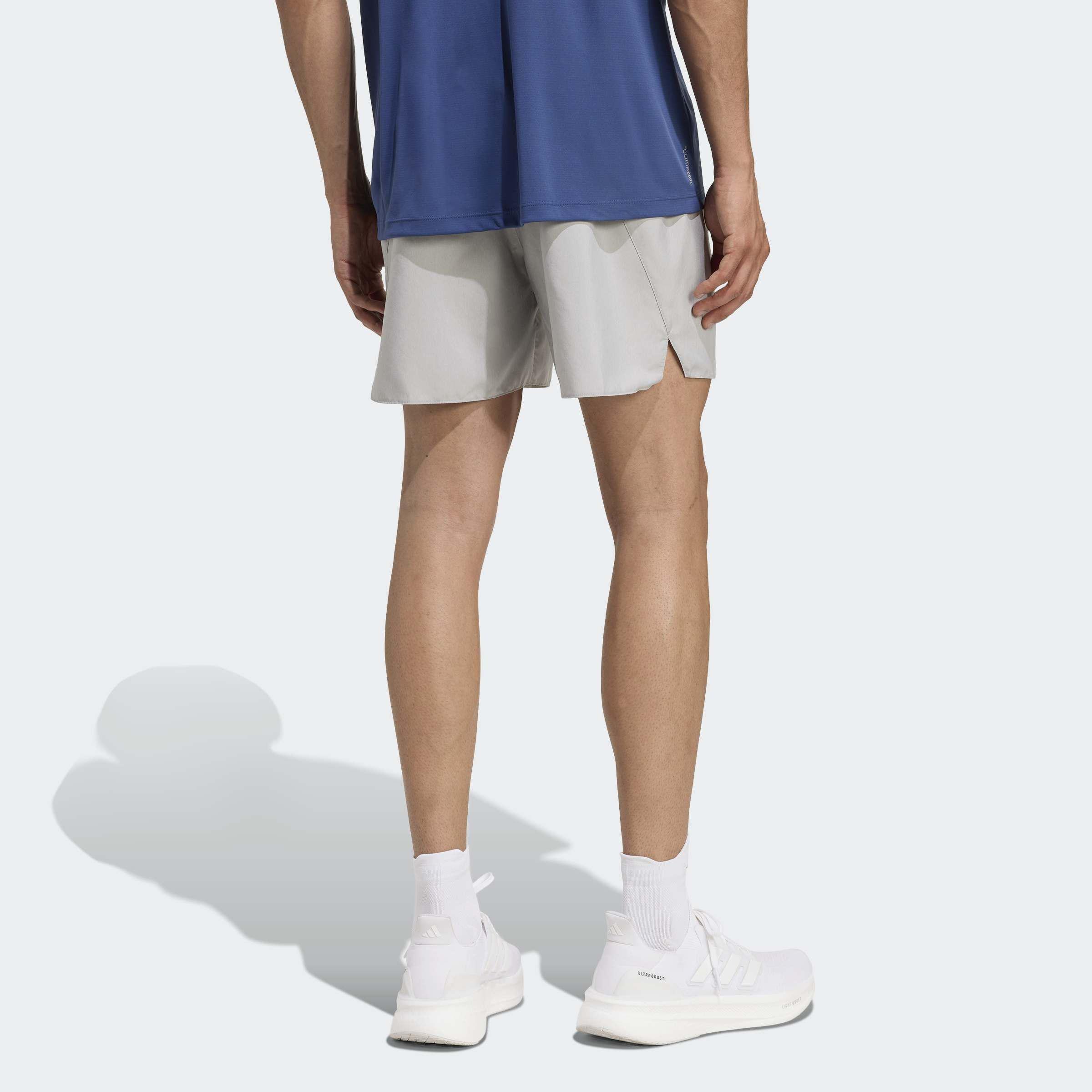 adi365 Running Essentials Shorts, Grey