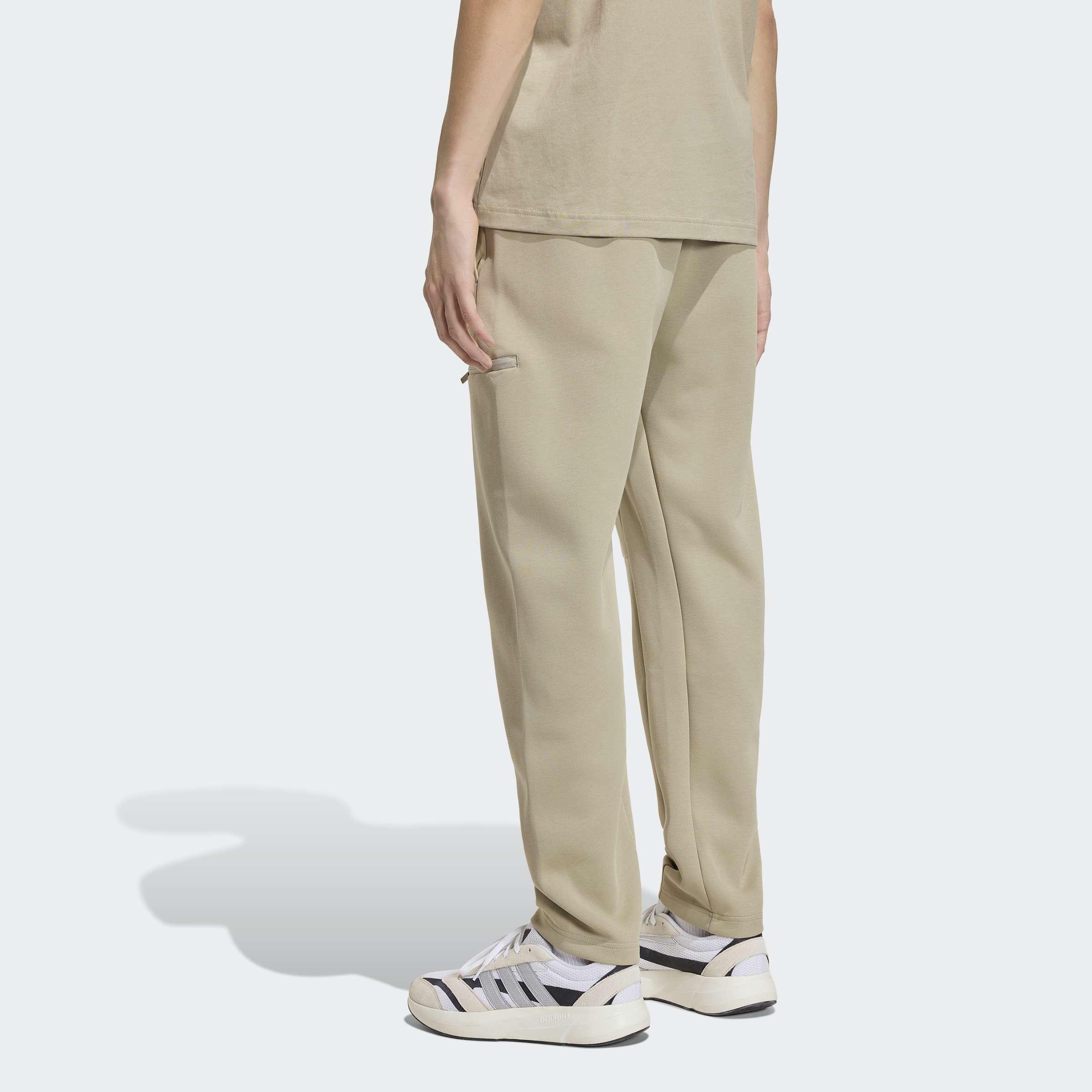 Future Icons Three Bar Pant, Brown